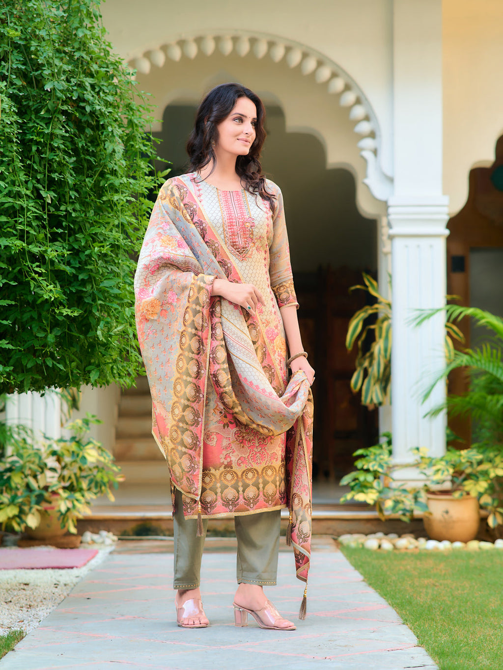 Grey Pure Silk Hand Embroidered & Printed Kurta Set