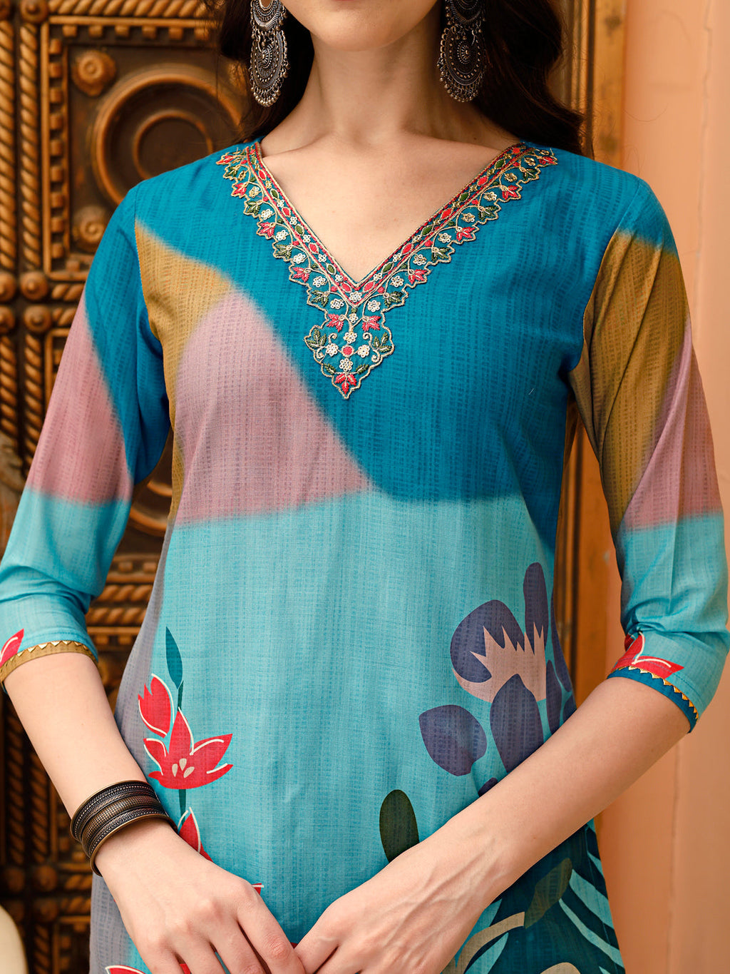 Embroidered Floral Print Kurta Set with Printed Dupatta