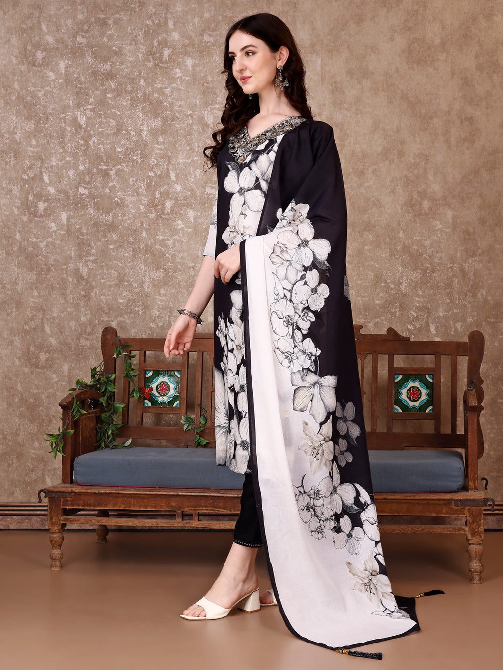 Black Embroidered Floral Printed Kurta Set with Pant and Dupatta