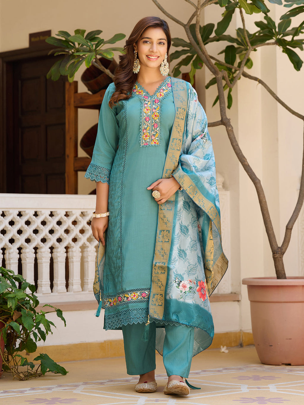 Elegant blue Chanderi kurta with intricate embroidery and matching dupatta