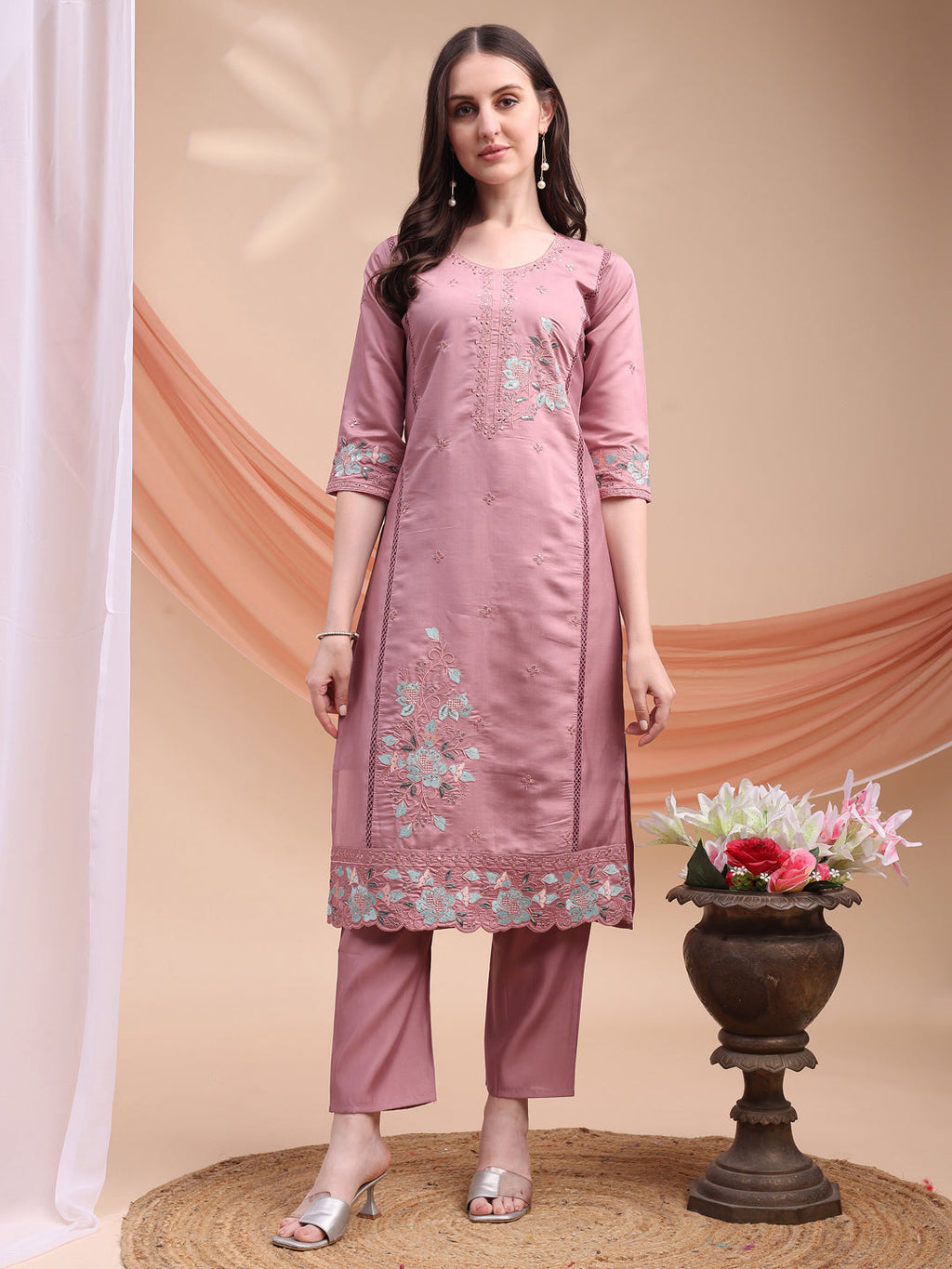 Pink Embroidered Chanderi Kurta Set with Organza Dupatta