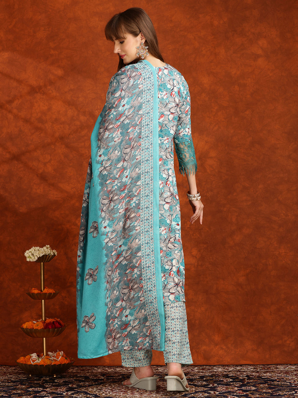Aqua-Blue Flower Embellished Pakistani Kurta Set with Pant