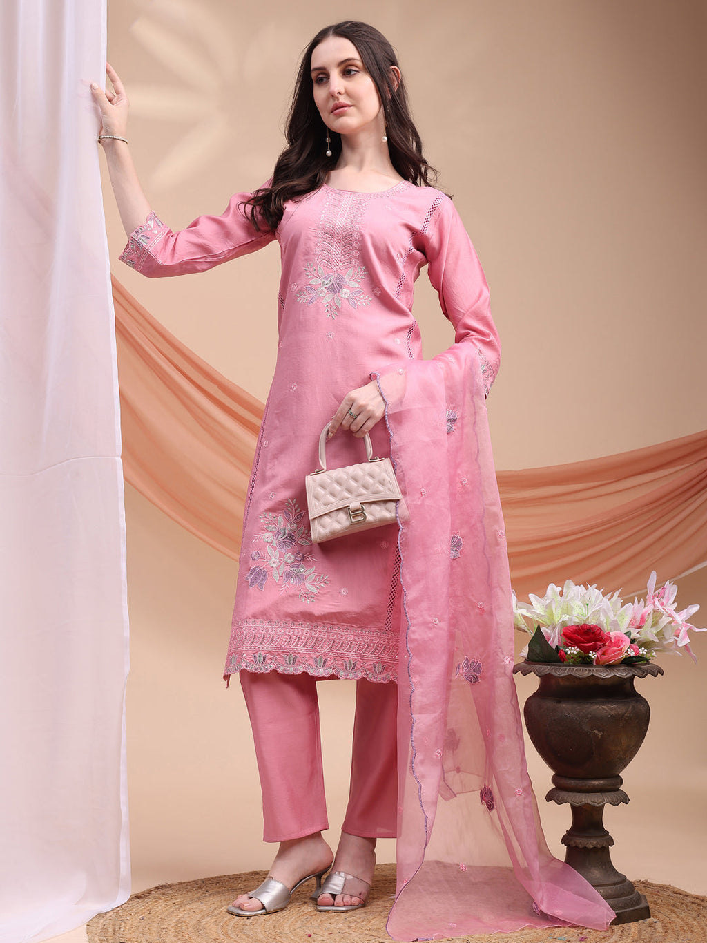 Pink Embroidered Chanderi Kurta Set with Organza Dupatta