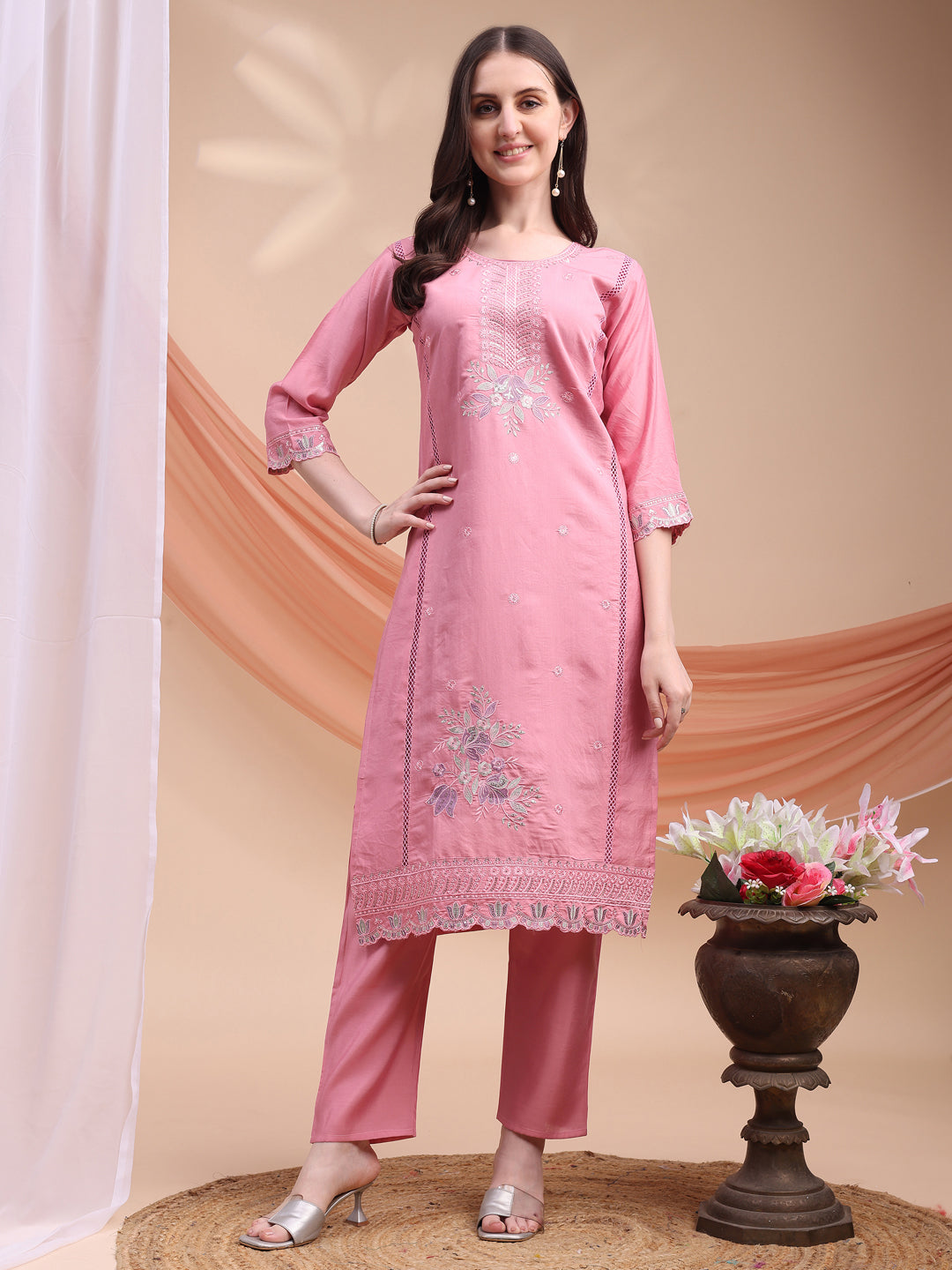 Pink Embroidered Chanderi Kurta Set with Organza Dupatta