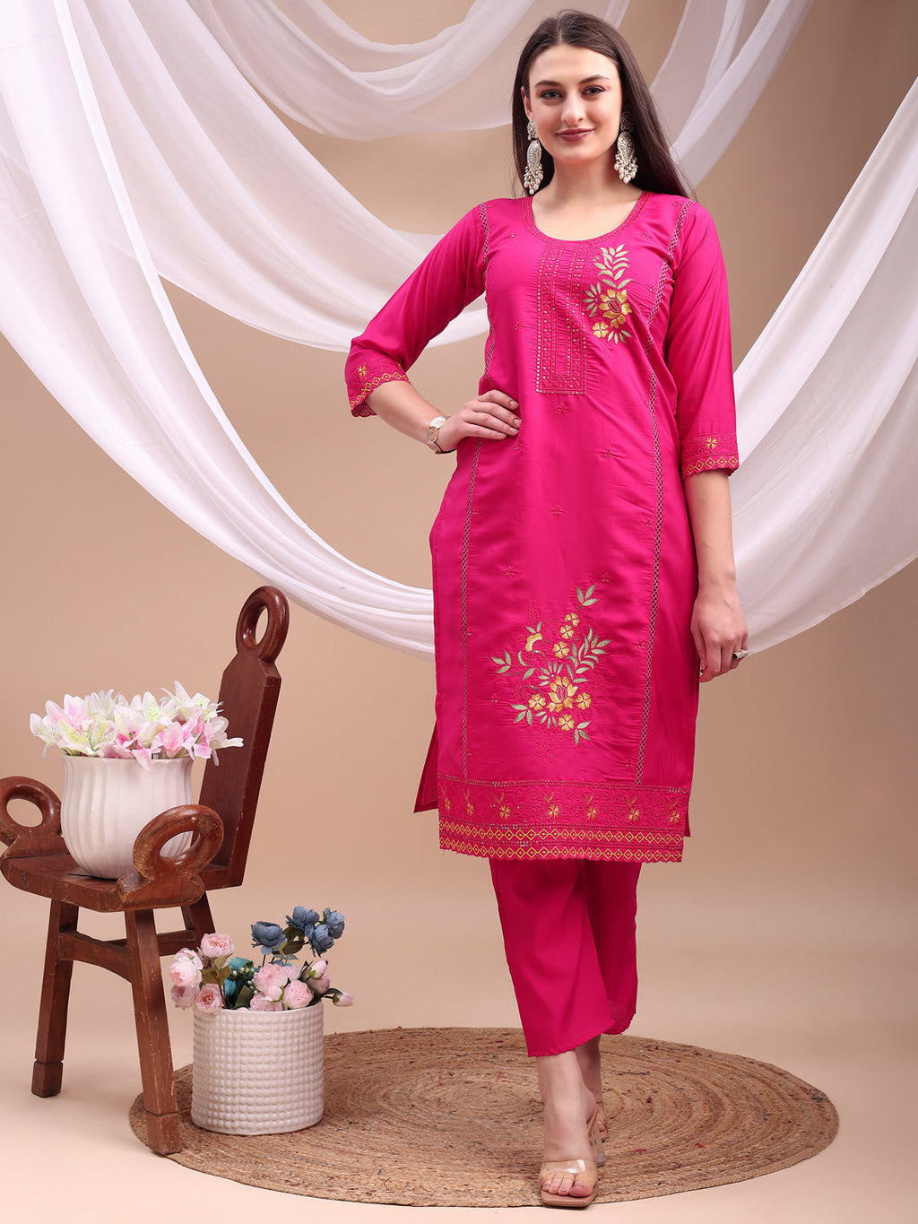 Pink Embroidered Kurta Set with Organza Dupatta