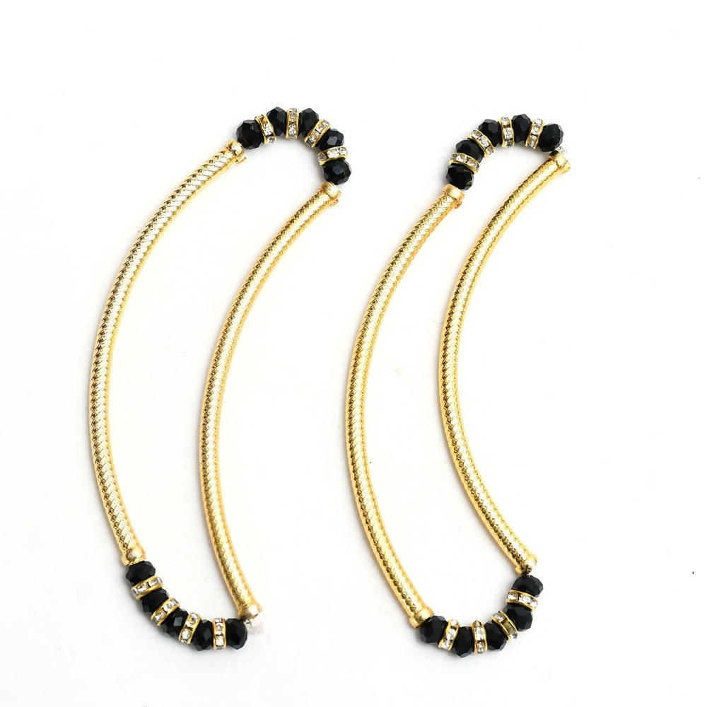 Gold-polished beaded anklets for a luxurious traditional look