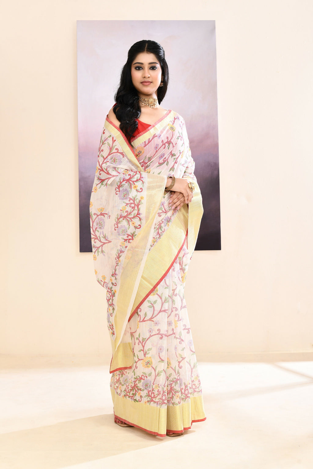Women's White Embellished Printed Saree in Comfortable Cotton Blend