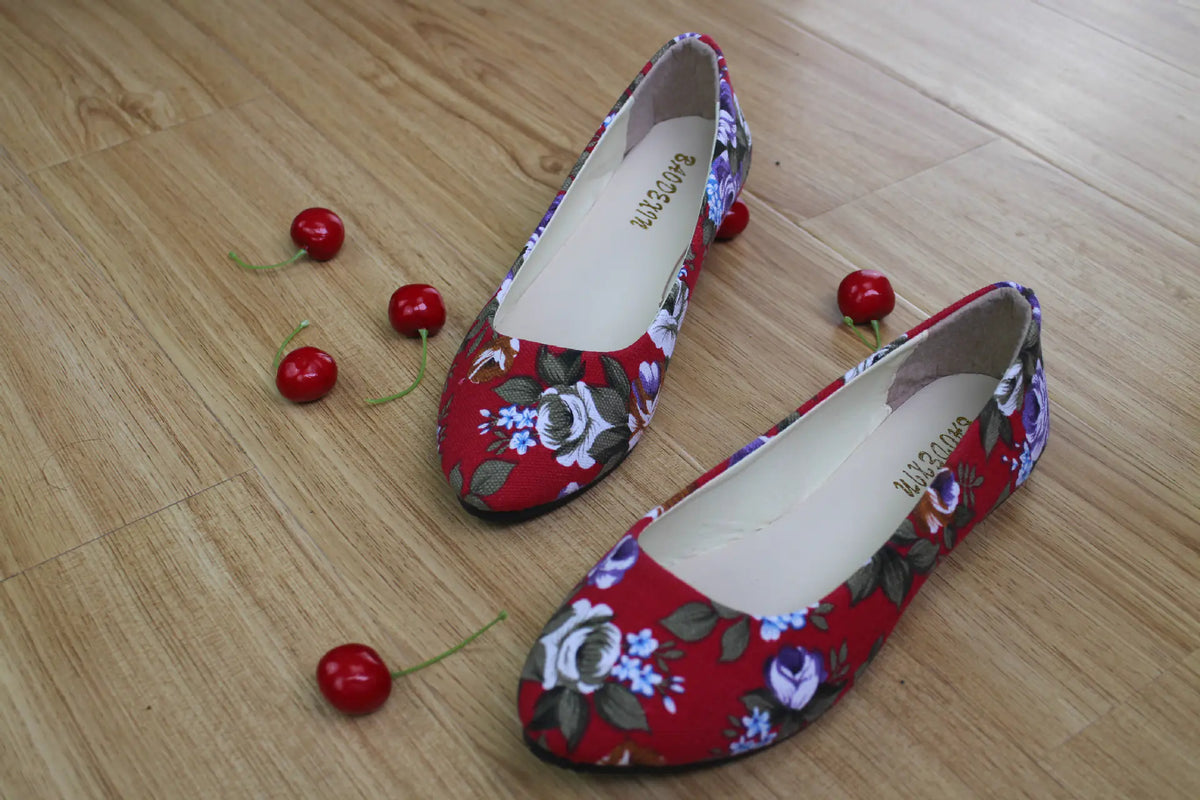 Summer Women's Flat Canvas Shoes with Roses