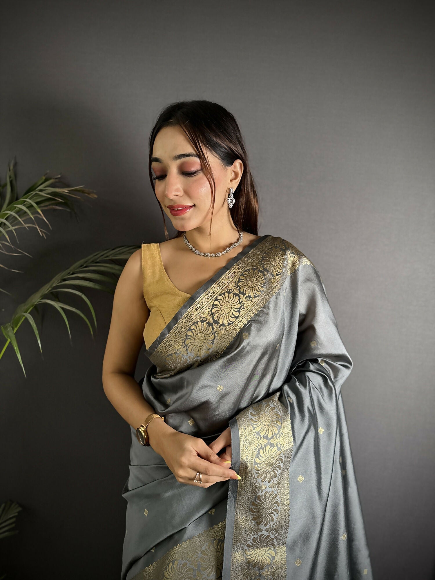 Joban Fashion Grey Banarasi Cotton Silk Woven Saree