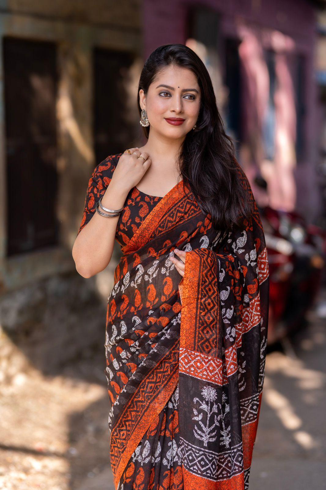 Orange Linen Blend Ethnic Motif Print Saree with Unstitched Blouse