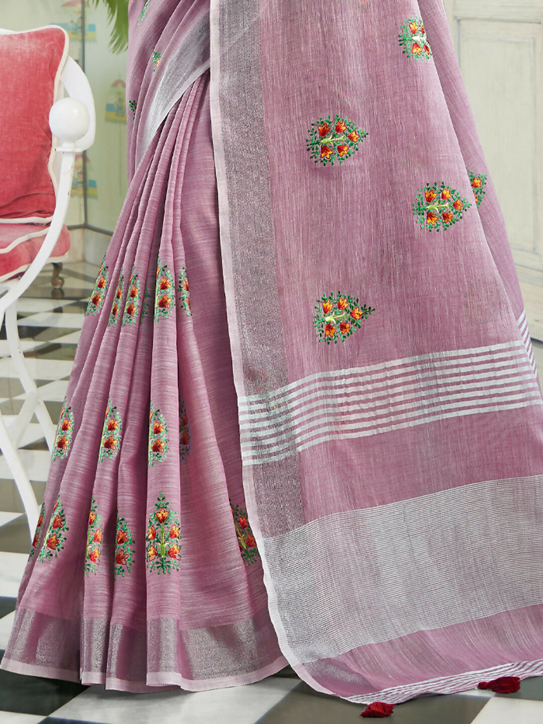 Light Purple Linen Saree with Matching Blouse Piece