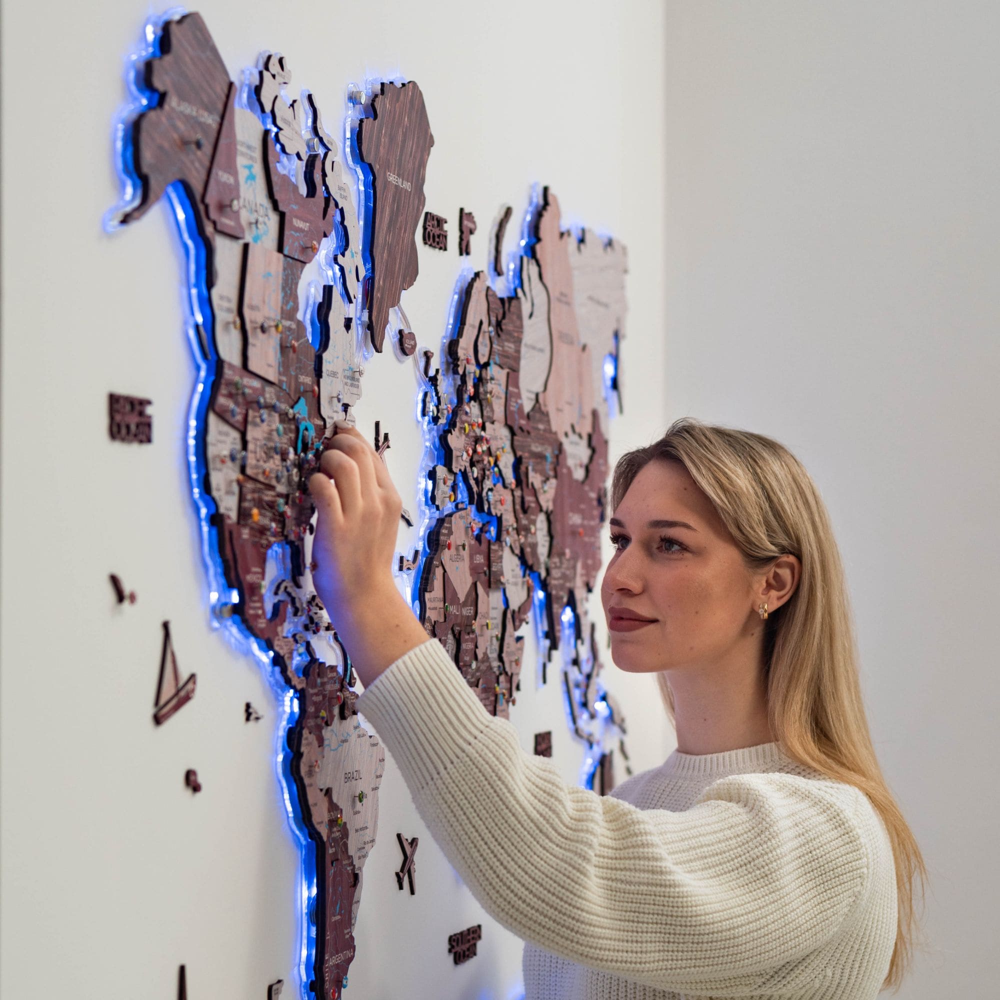 3D Luminous LED Wooden World Map 2.0 Cappuccino Wall Art
