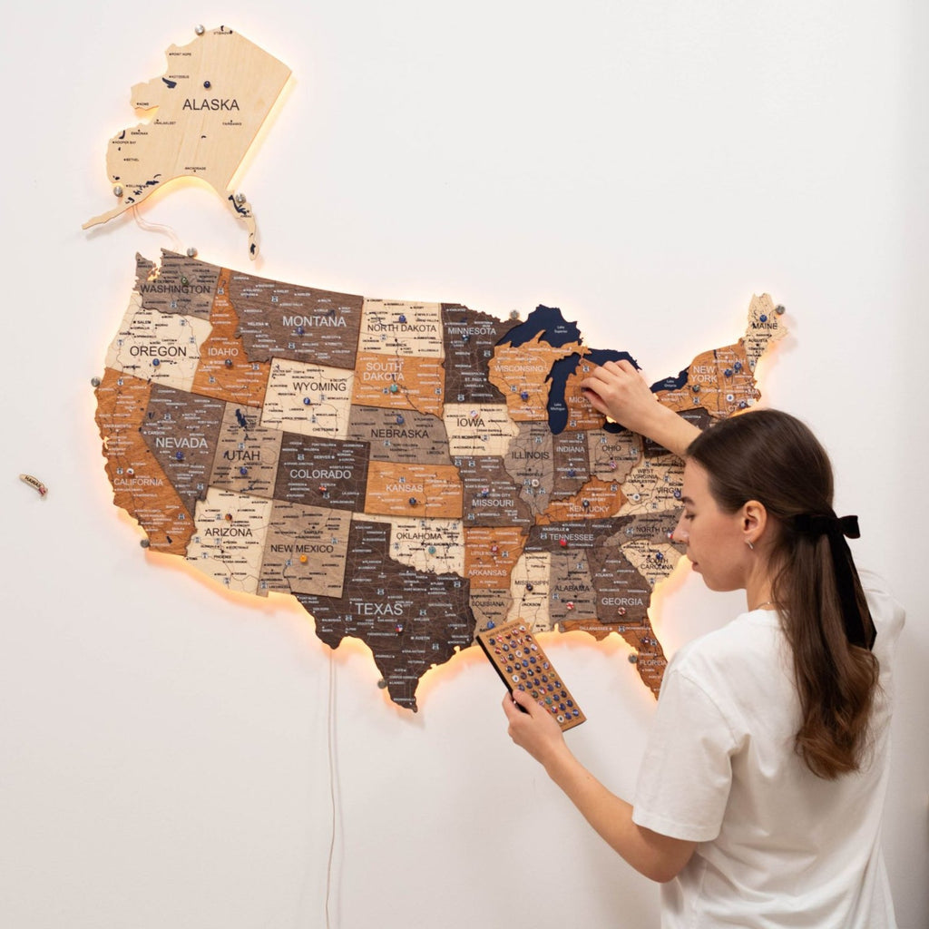 3D LED USA Map Wall Art Multicolor Modern Geometric Wood Decor