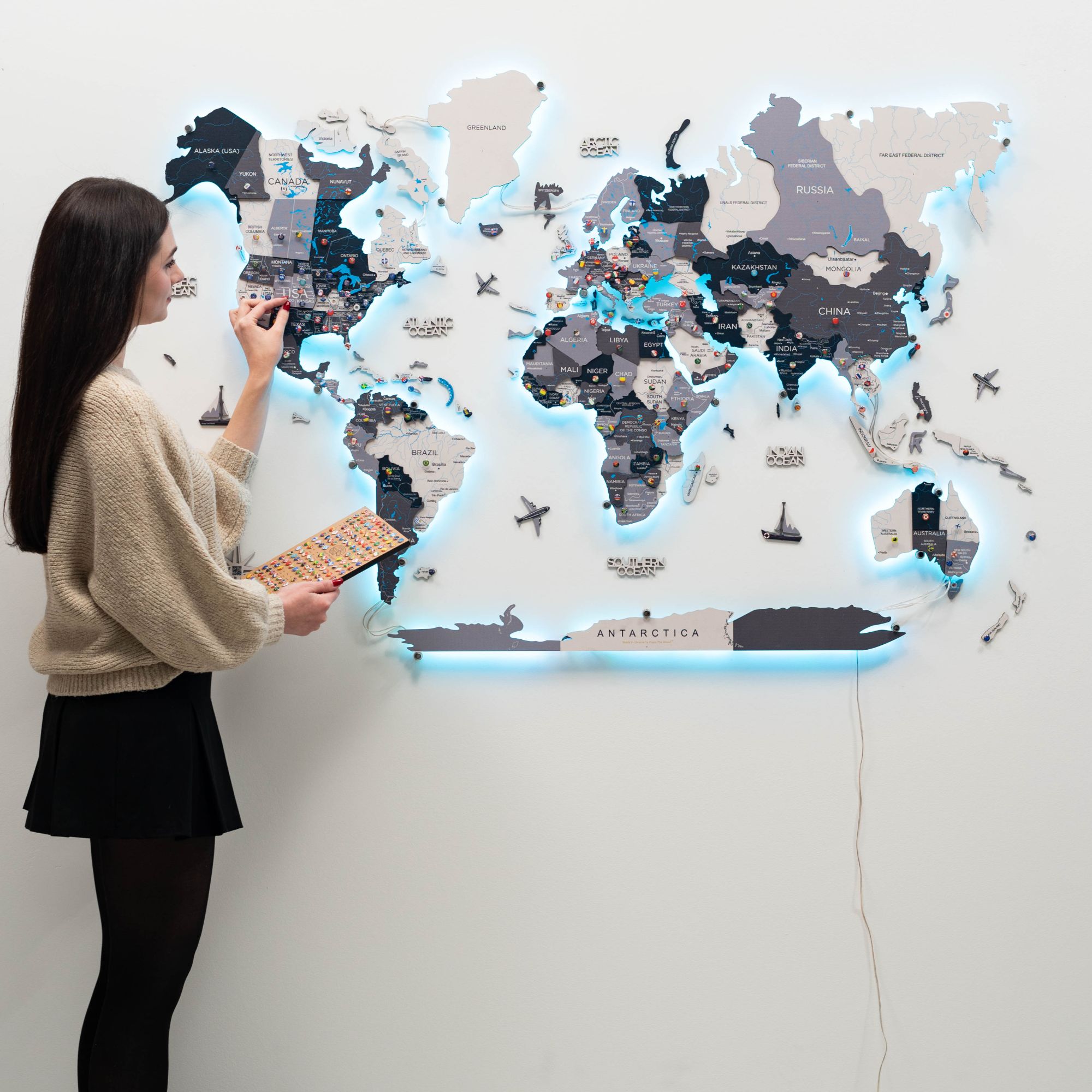 3D LED Wooden World Map Wall Art with Interactive Smart Backlight
