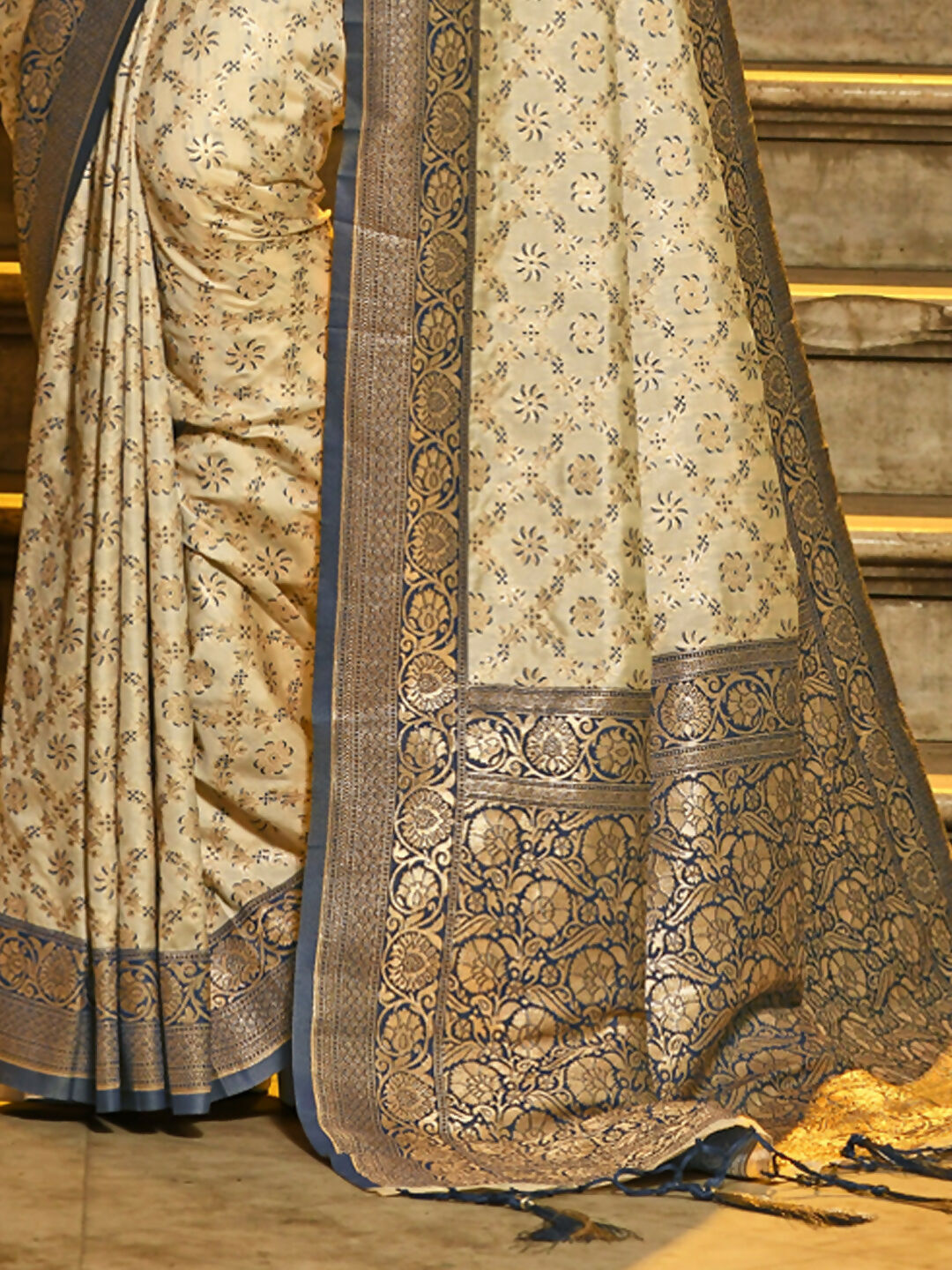 Shree Shyam Fashion Rajvastra Navy Blue Banarasi Silk Saree