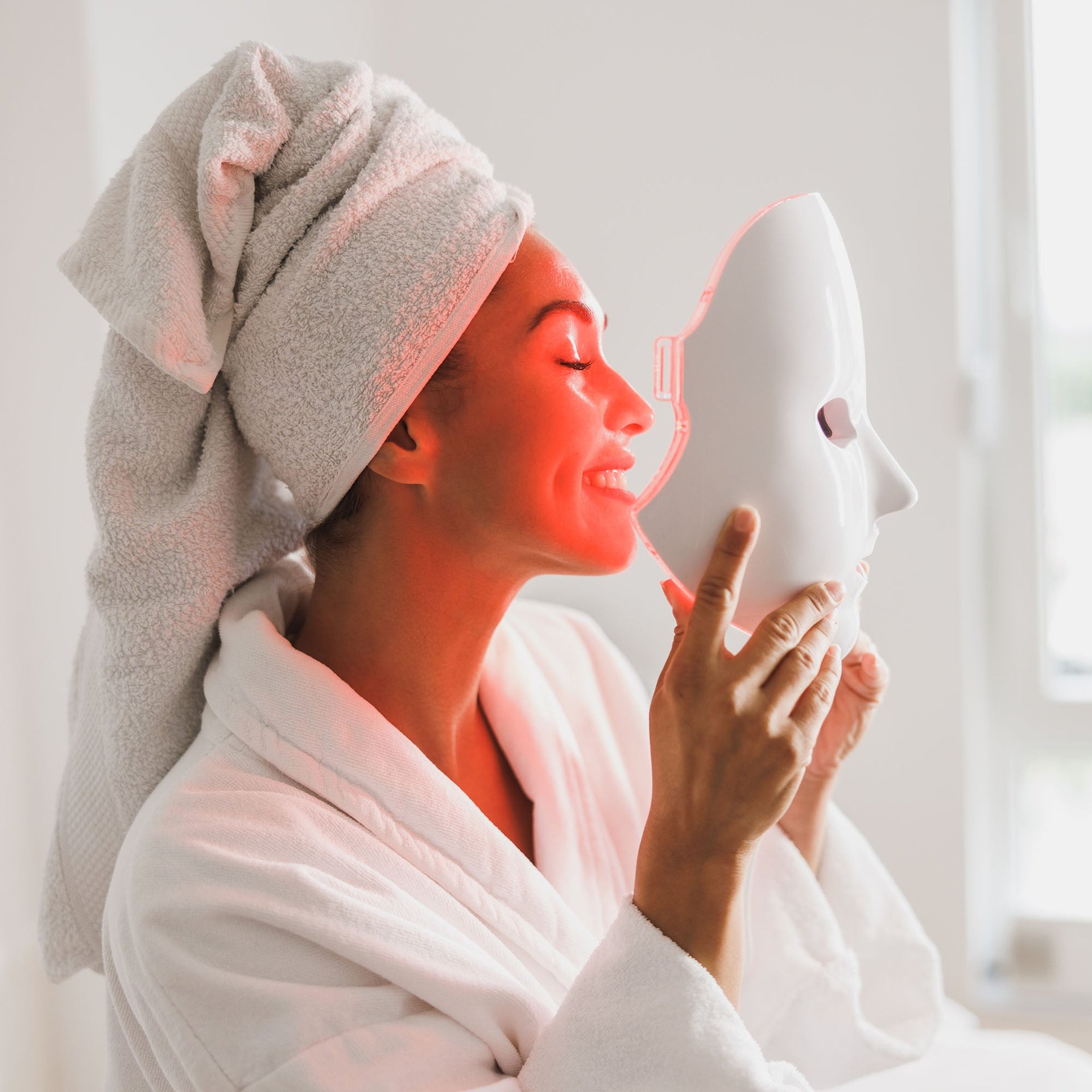 Total Self-Care System – Heated Foot Spa, Percussion Massage Gun & 7-Color LED Beauty Mask