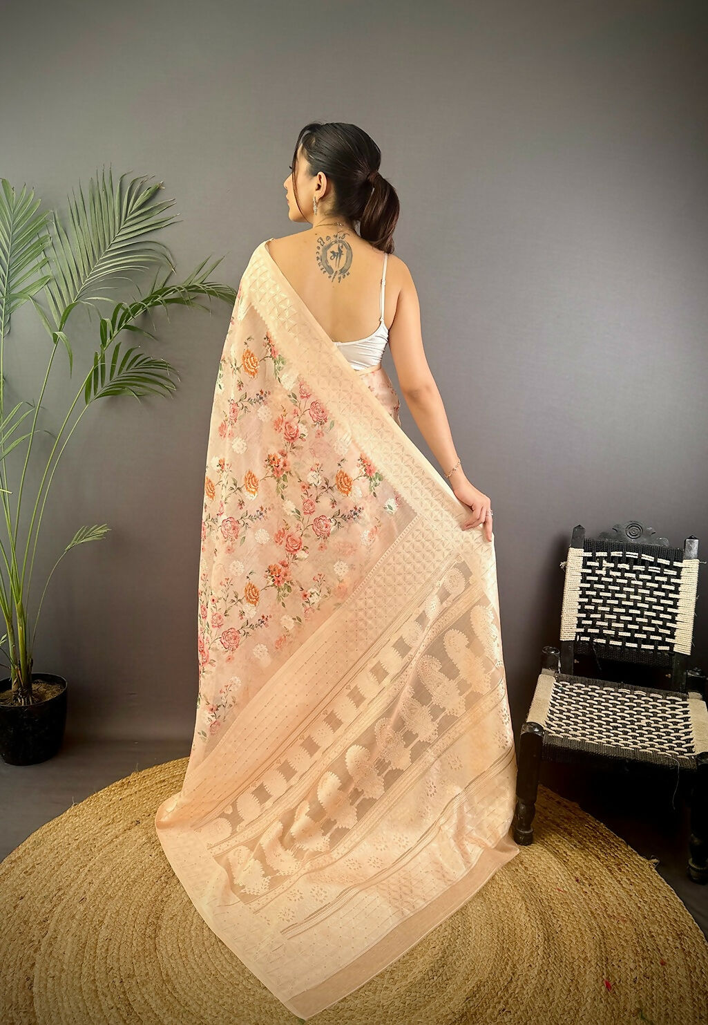 Beige Floral Motif Banarasi Silk Saree with Unstitched Blouse