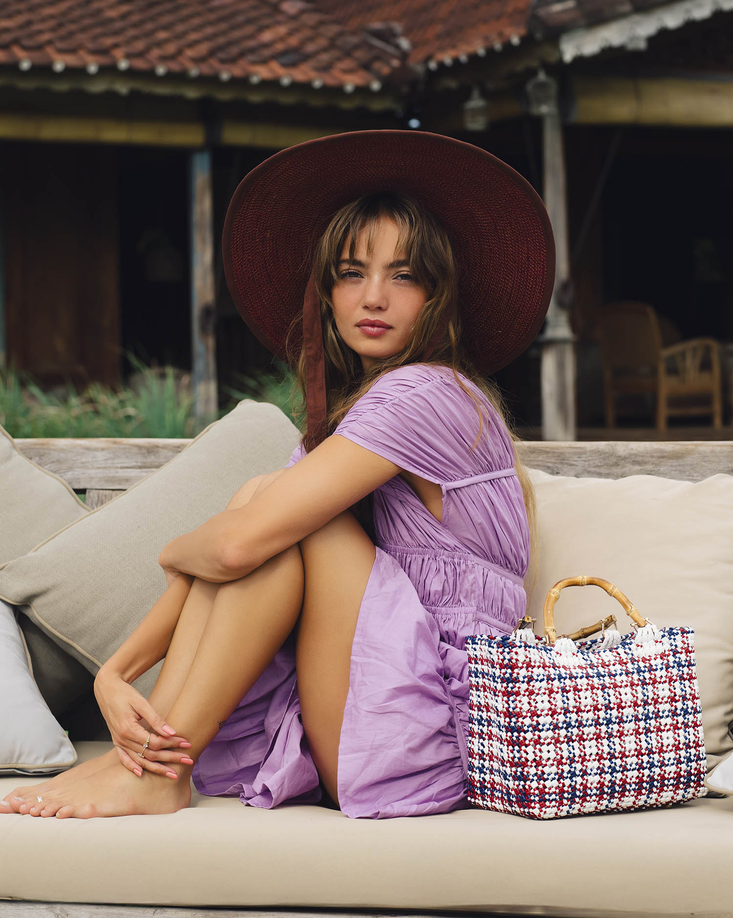 LOLO Wide-brim Jute Boater Hat in Burgundy