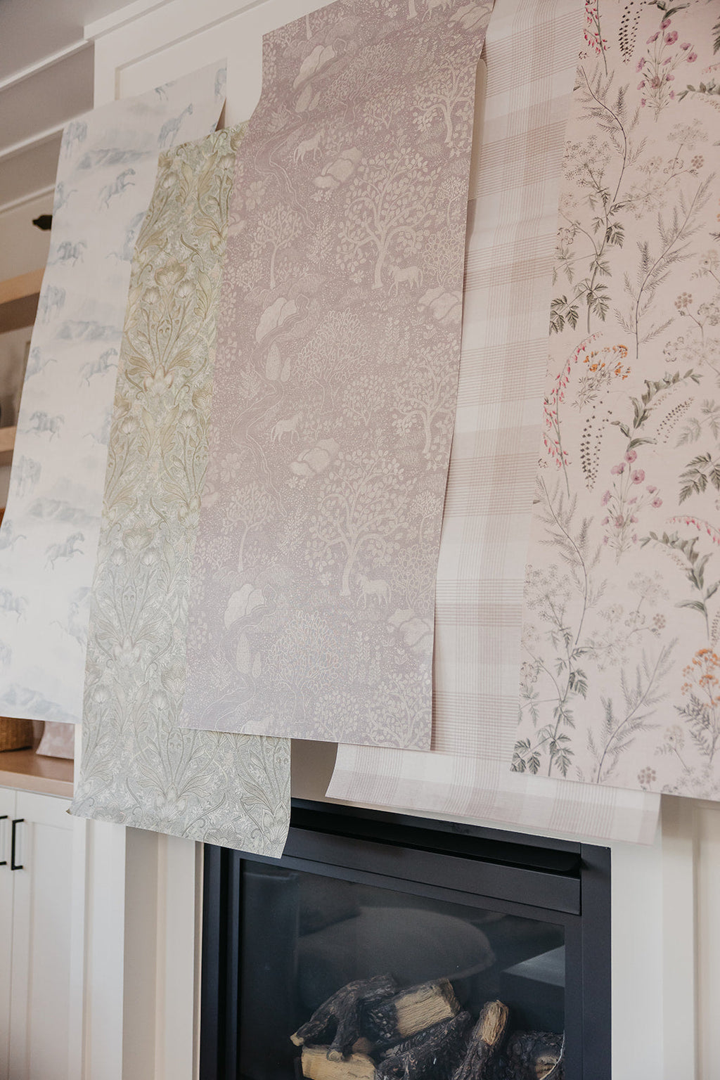 Mack Floral Removable Wallpaper in Green and White Cottagecore