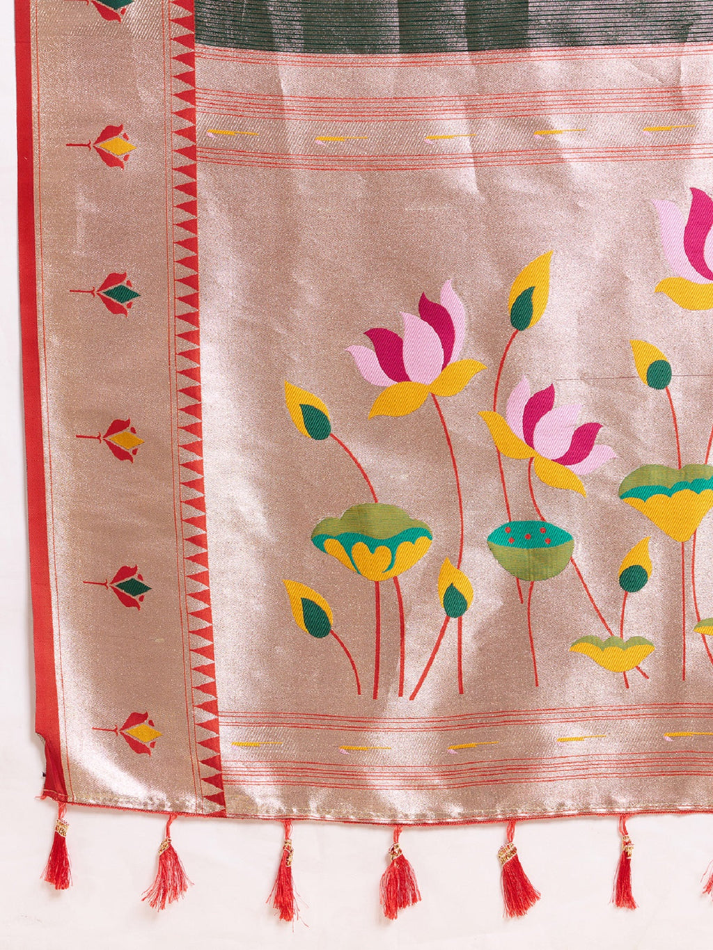 Deep Green Pure Soft Silk Saree with Woven Lotus Motifs