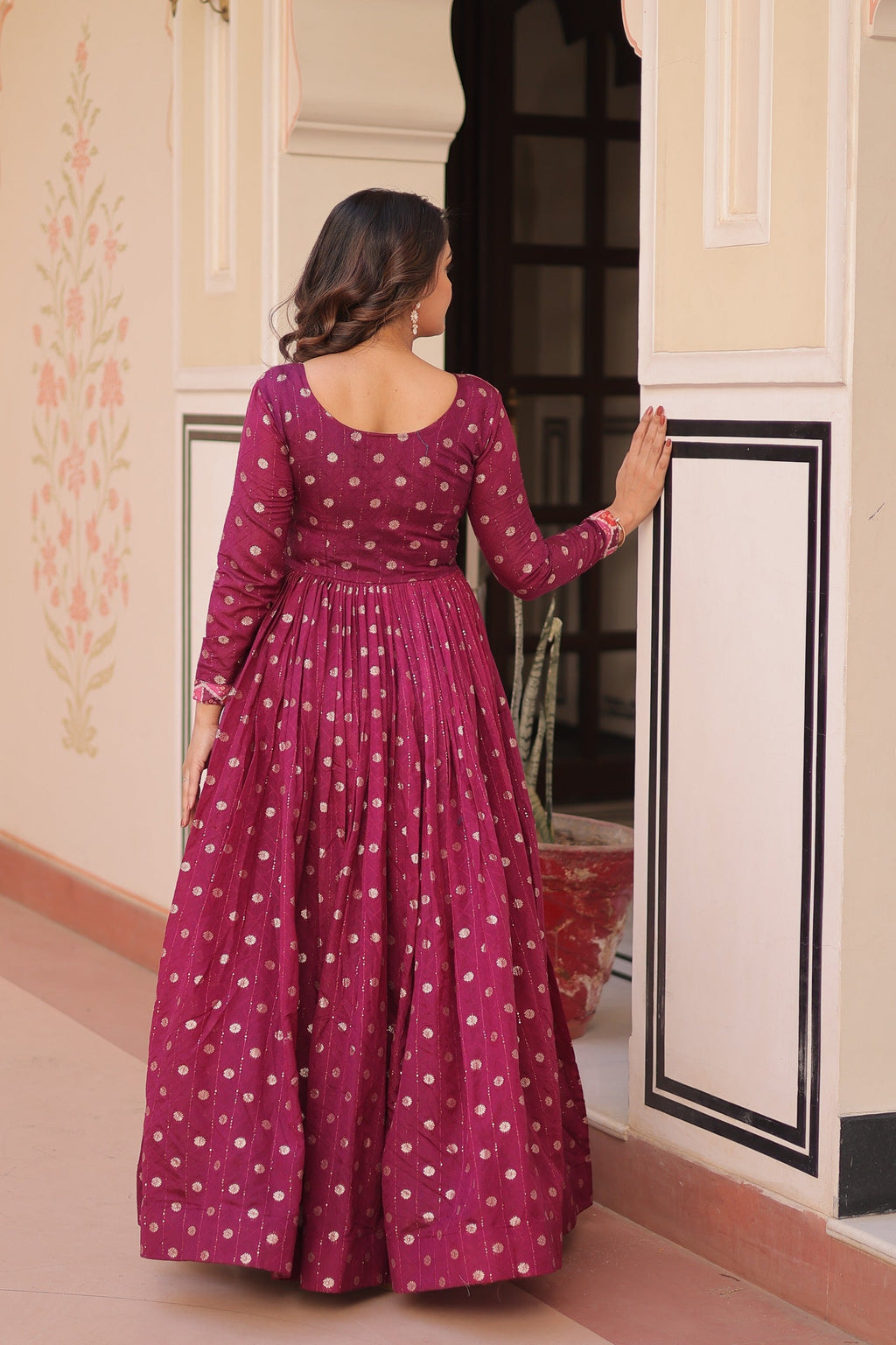 Wine Position Print Choli with Staple Jacquard Weaving Gown