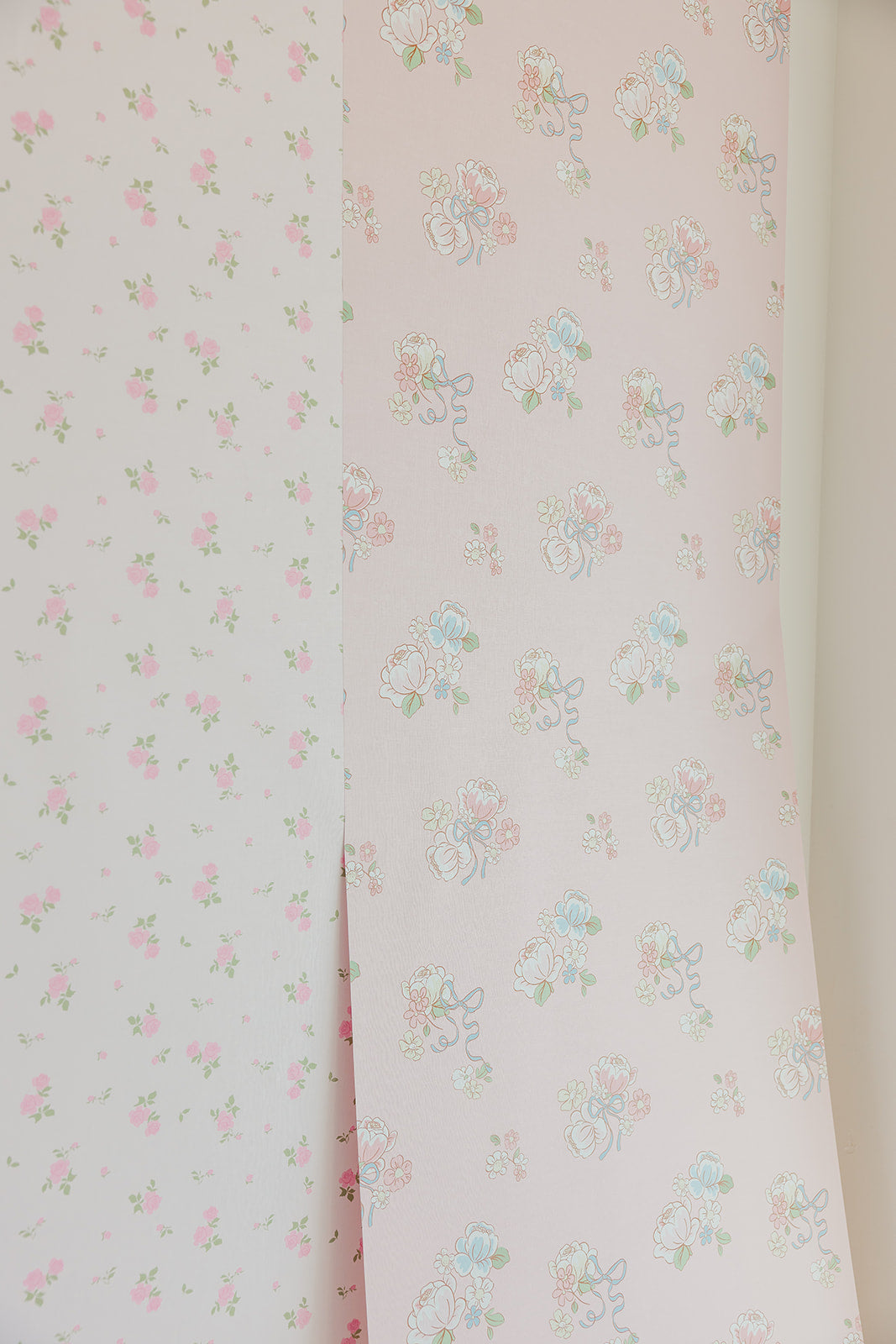 Tessa Floral Wallpaper: Pink, Blue & White Romantic Vintage