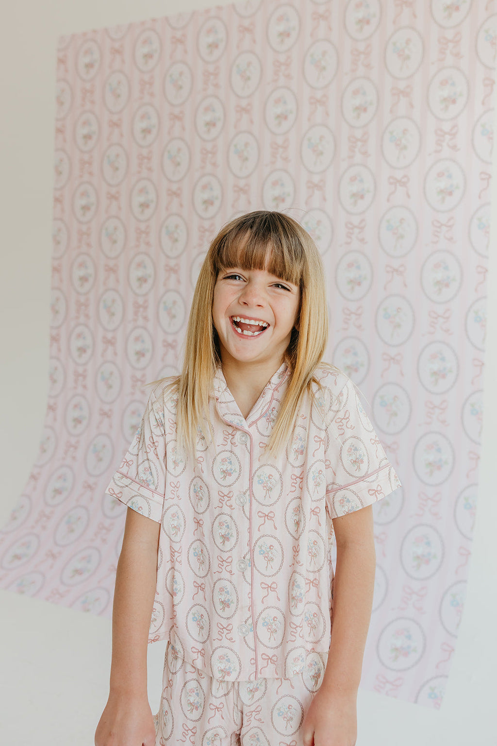 Blaire Peel and Stick Nursery Wallpaper for Kids Rooms