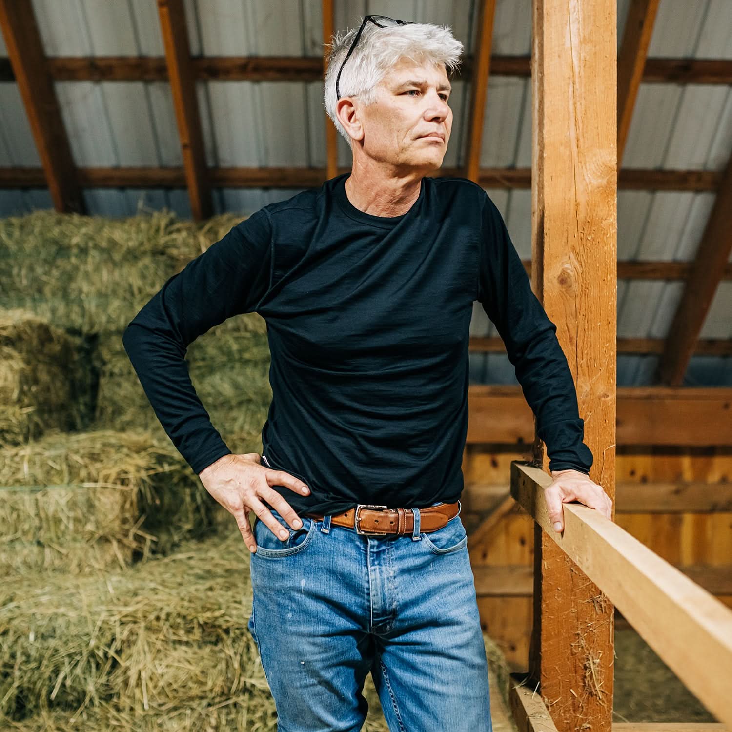 Men's Lightweight 100% Merino Wool Crew Neck Long Sleeve Shirt
