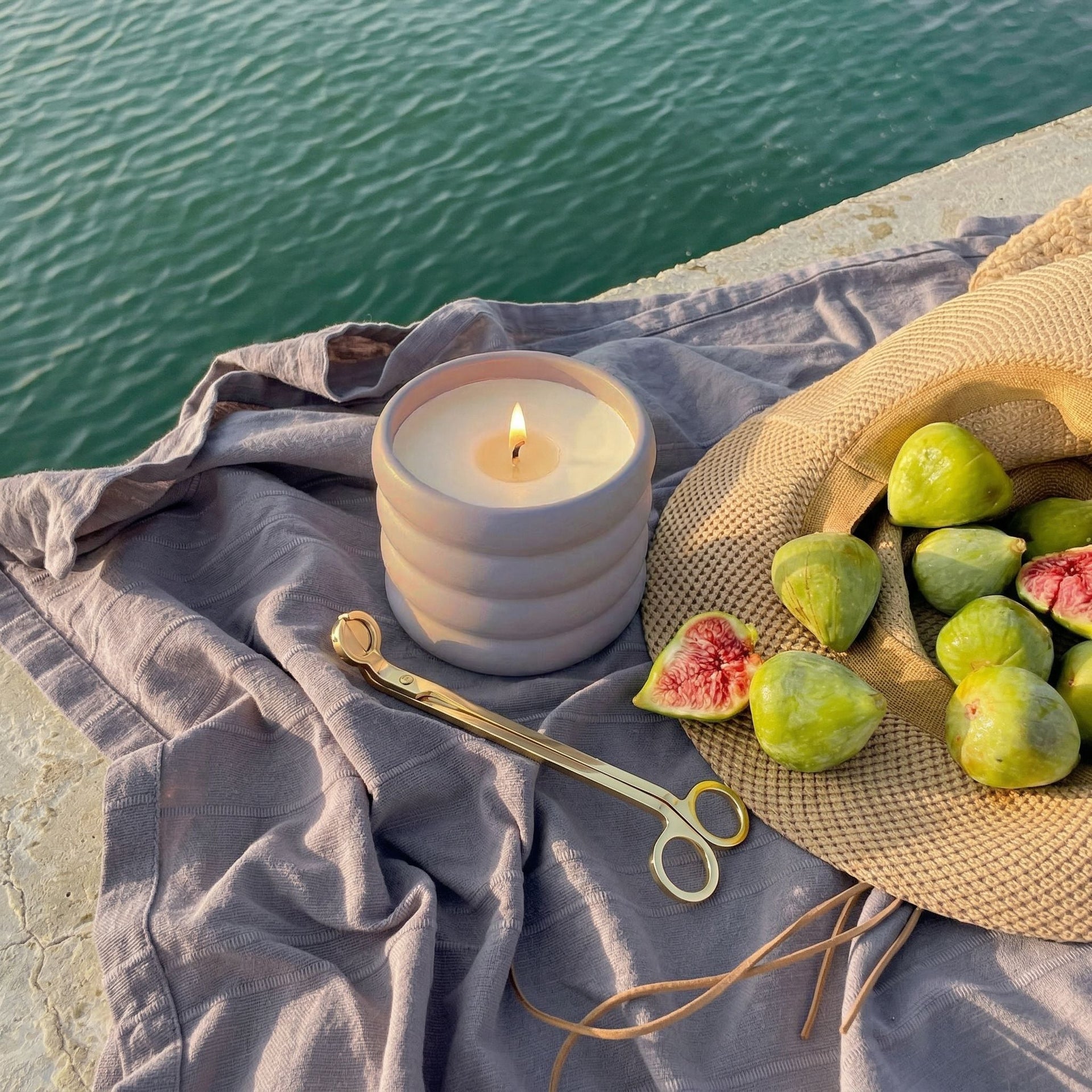 Ceramic Candle and Gold Wick Trimmer Set for Home Fragrance - Image 11