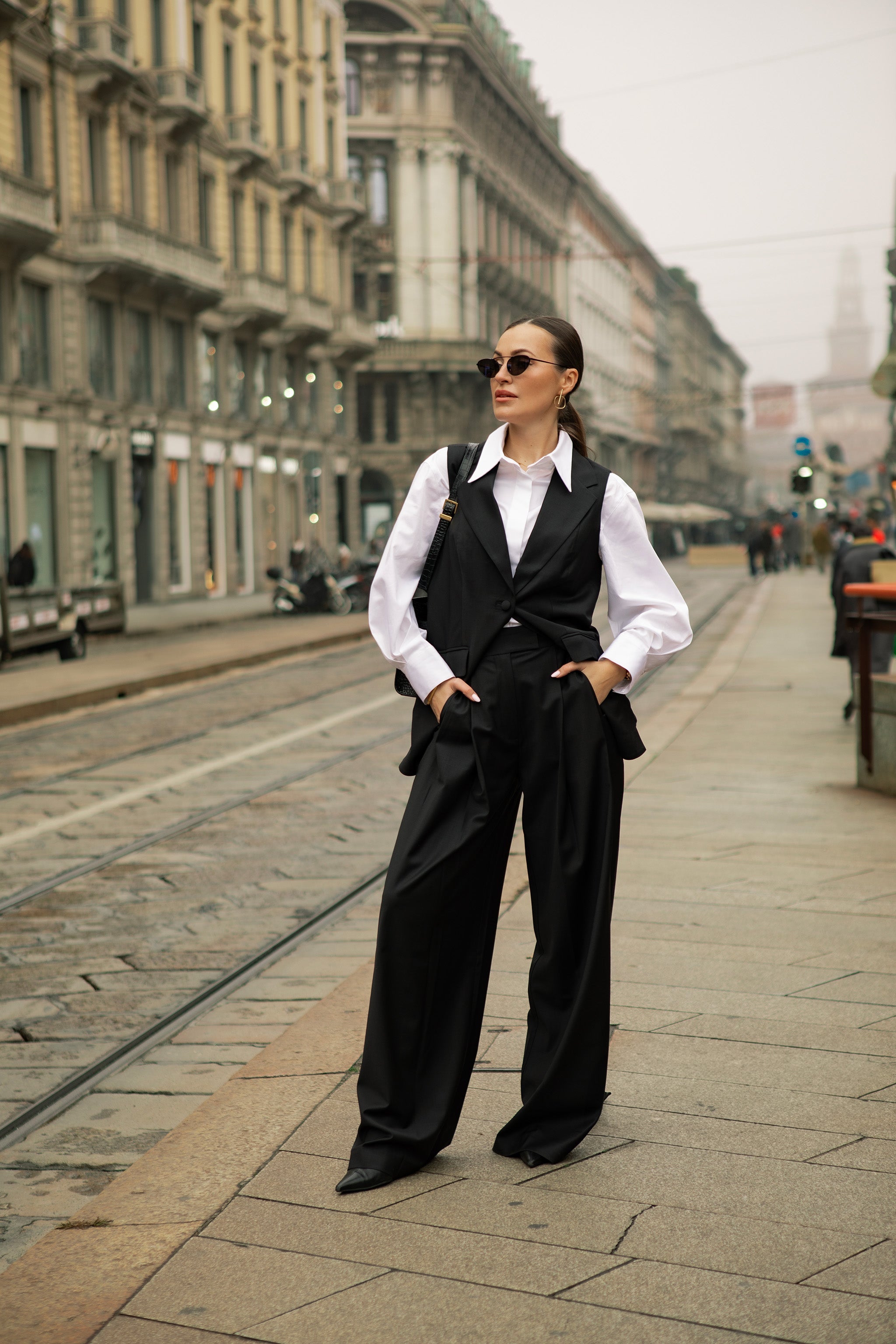Deep Black Wide-Leg Virgin Wool Pants Liza