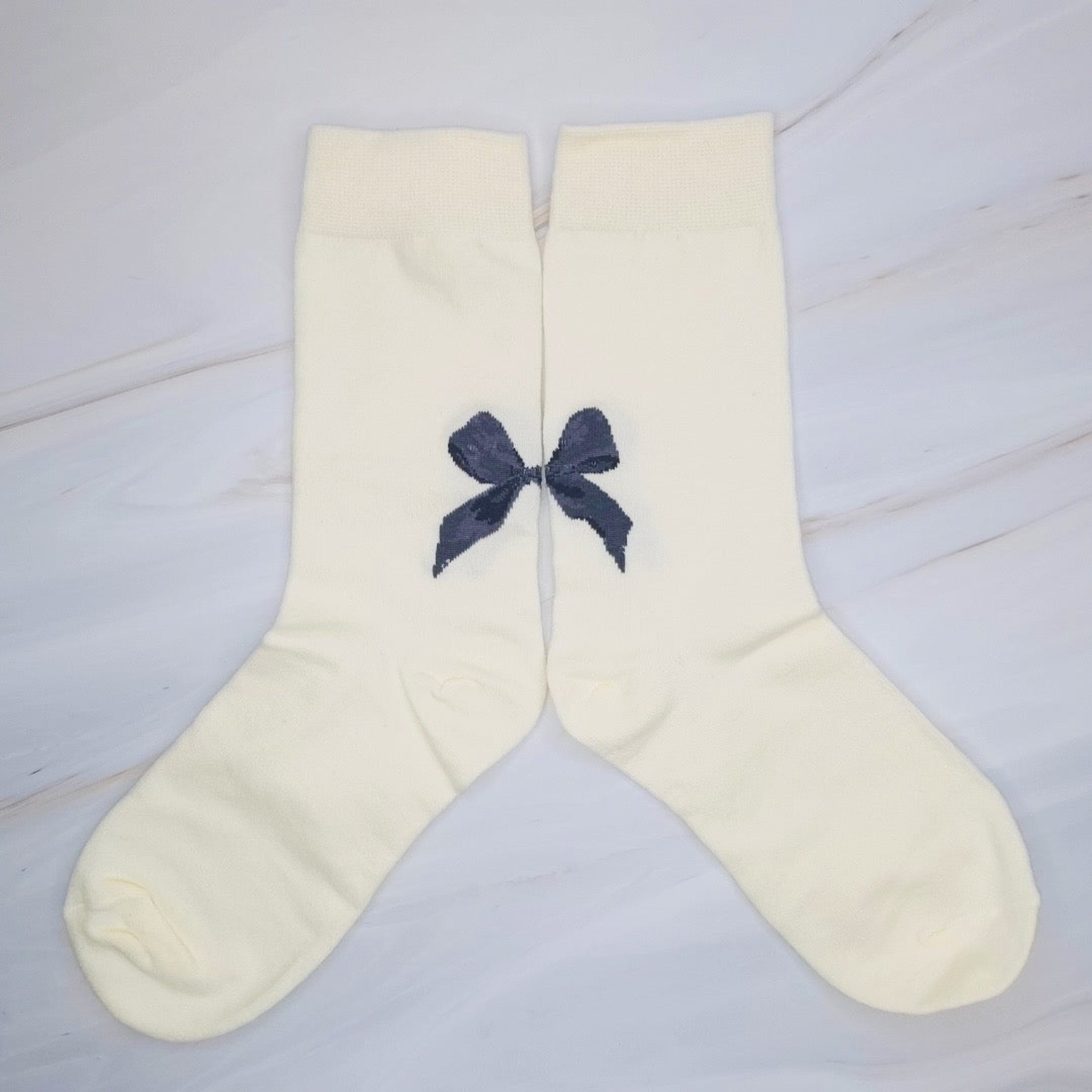 Lovely Bow On The Back Socks Set Of 3