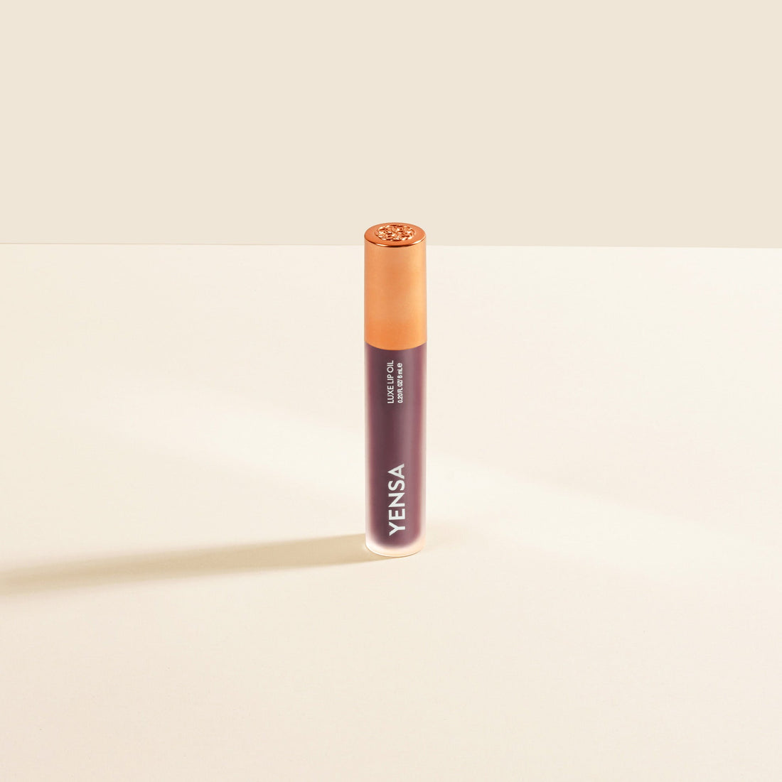Luxe Lip Nourishing Oil with Hyaluronic Acid and Vitamin E - Image 7