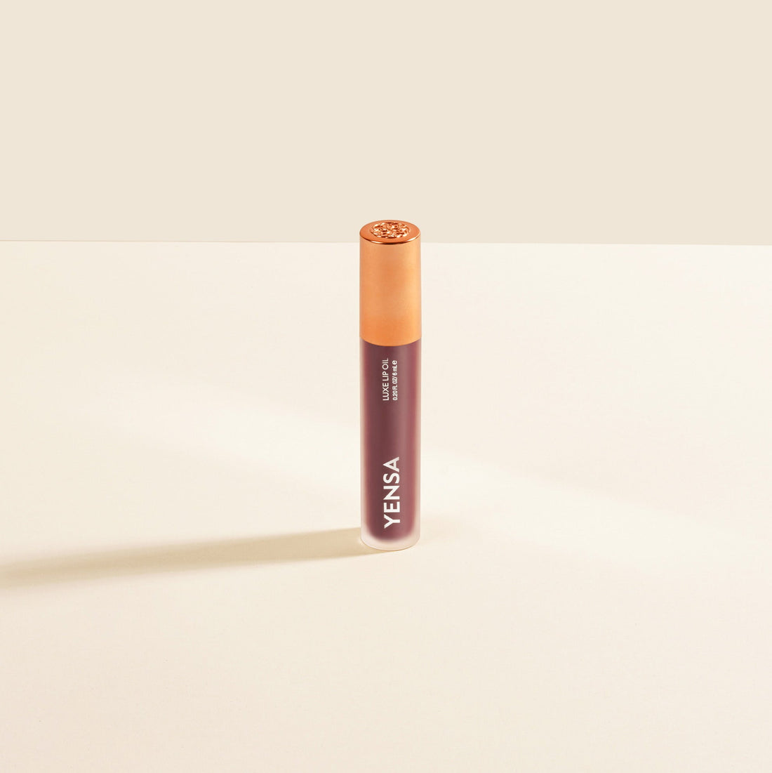 Luxe Lip Nourishing Oil with Hyaluronic Acid and Vitamin E - Image 16