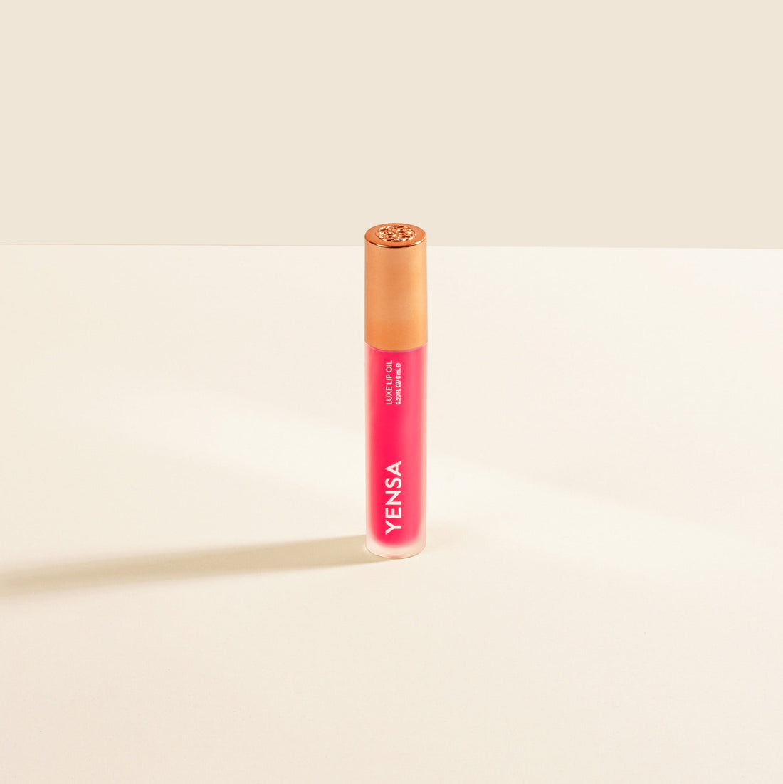 Luxe Lip Nourishing Oil with Hyaluronic Acid and Vitamin E - Image 19