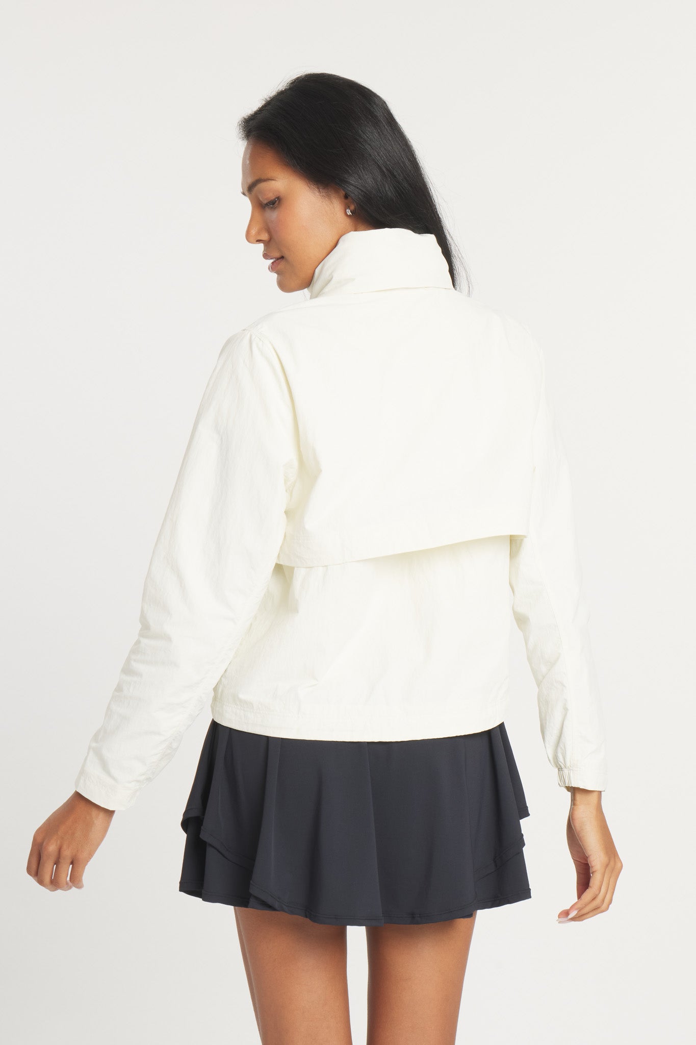 Women's Lightweight Rain Jacket in Birch with Stowable Hood - Image 2