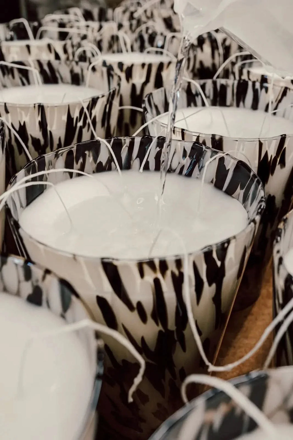 Black Pearls Max 24 Luxury Scented Candle in Dark Glass