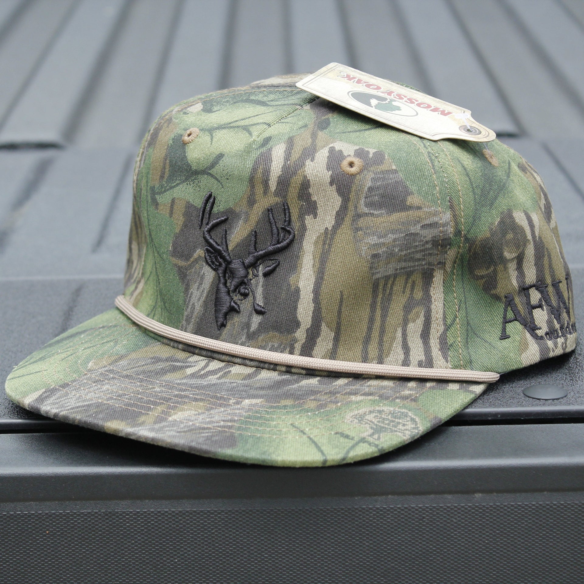 Old Rope Hat Mossy Full Foilage w/ Buck Logo