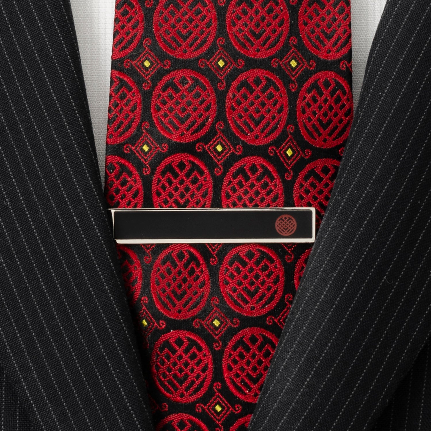 Marvel Shang-Chi Tie Bar in Black and Red Enamel - Image 2