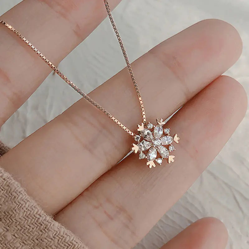925 Silver Snowflake Pendant Necklace for Women