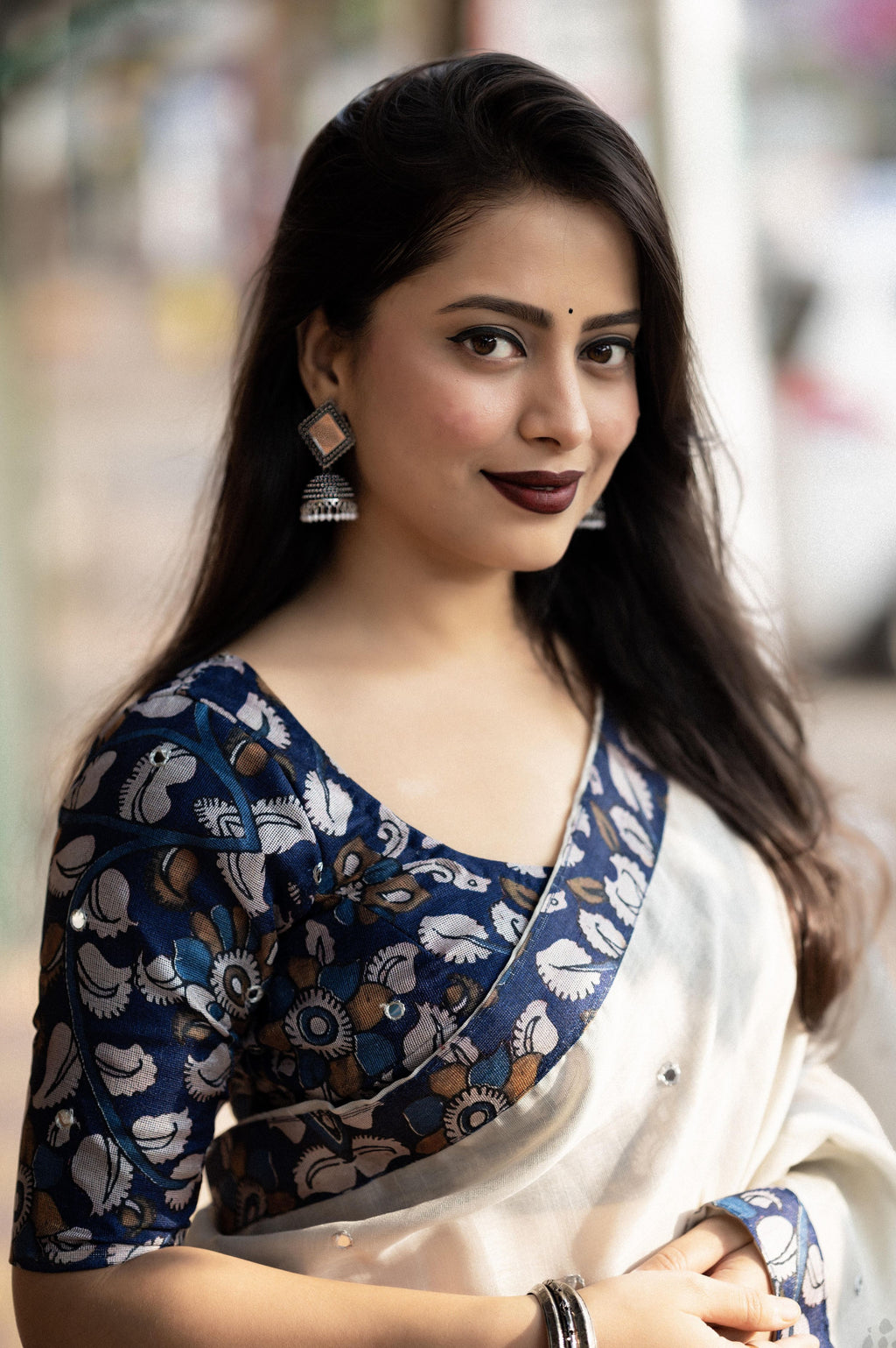 Cream Pure Linen Ethnic Motifs Saree with Unstitched Blouse - Hiral Fashion