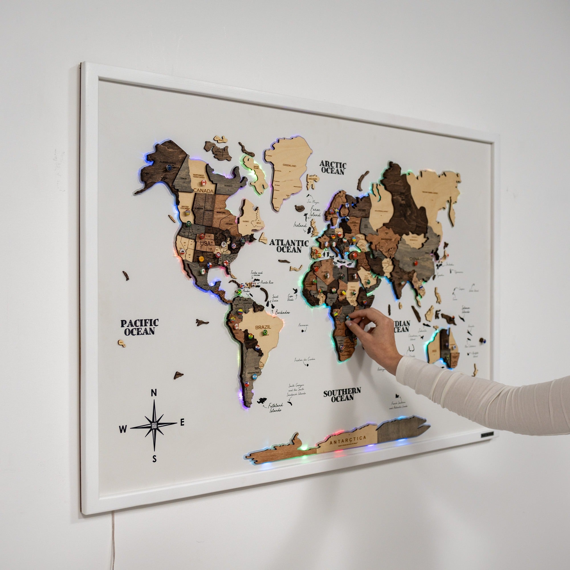 Map on Board LED 2.0 Smokey wall decor piece with warm integrated backlighting