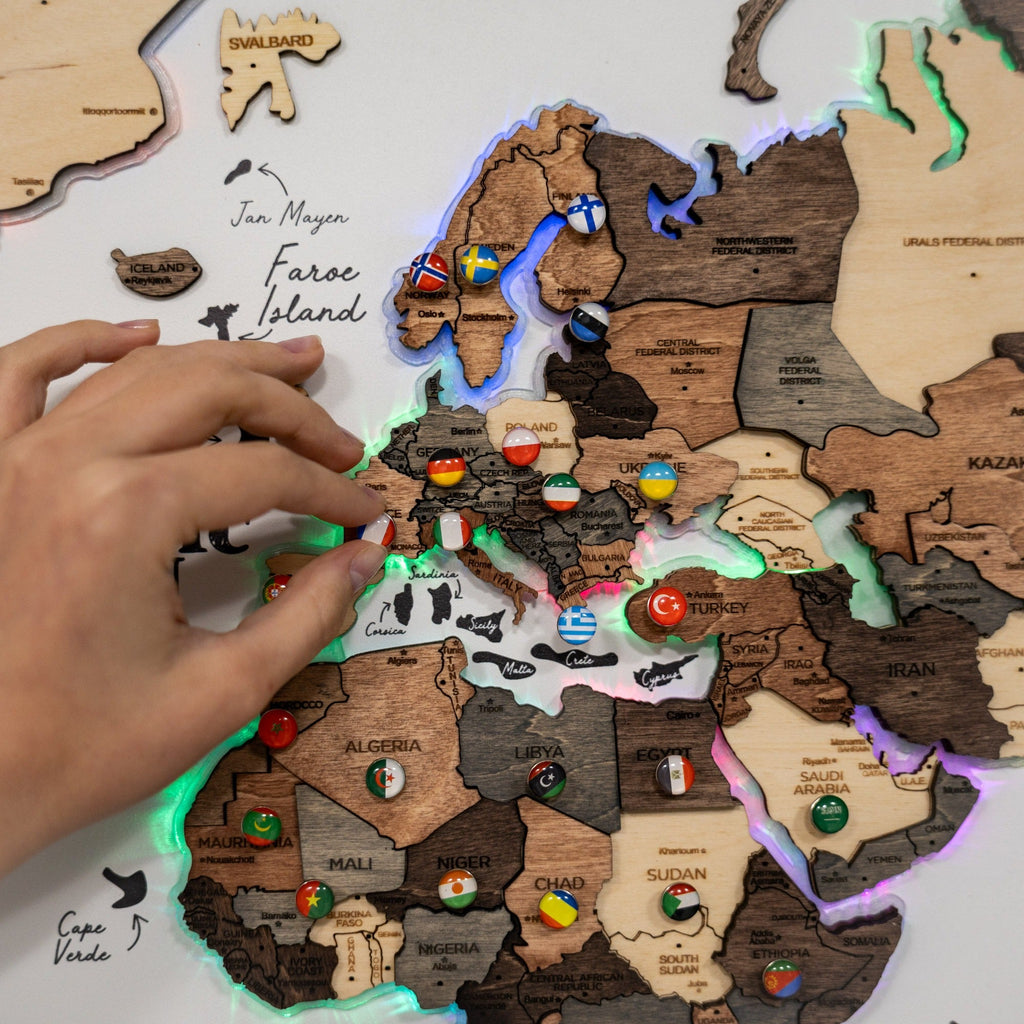 Map on Board LED 2.0 Smokey Wall Decor with Integrated Lighting