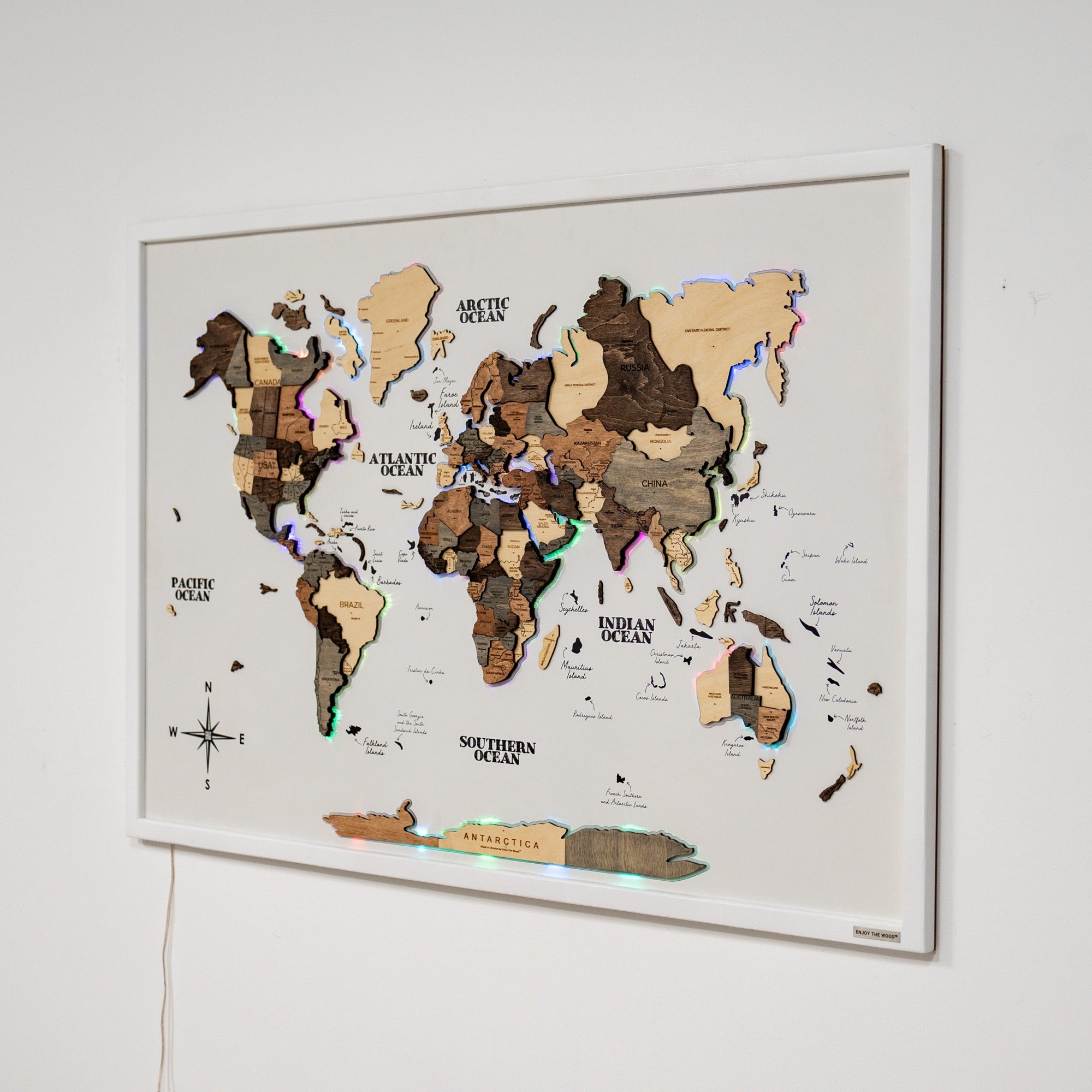 Map on Board LED 2.0 Smokey Wall Decor with Integrated Lighting