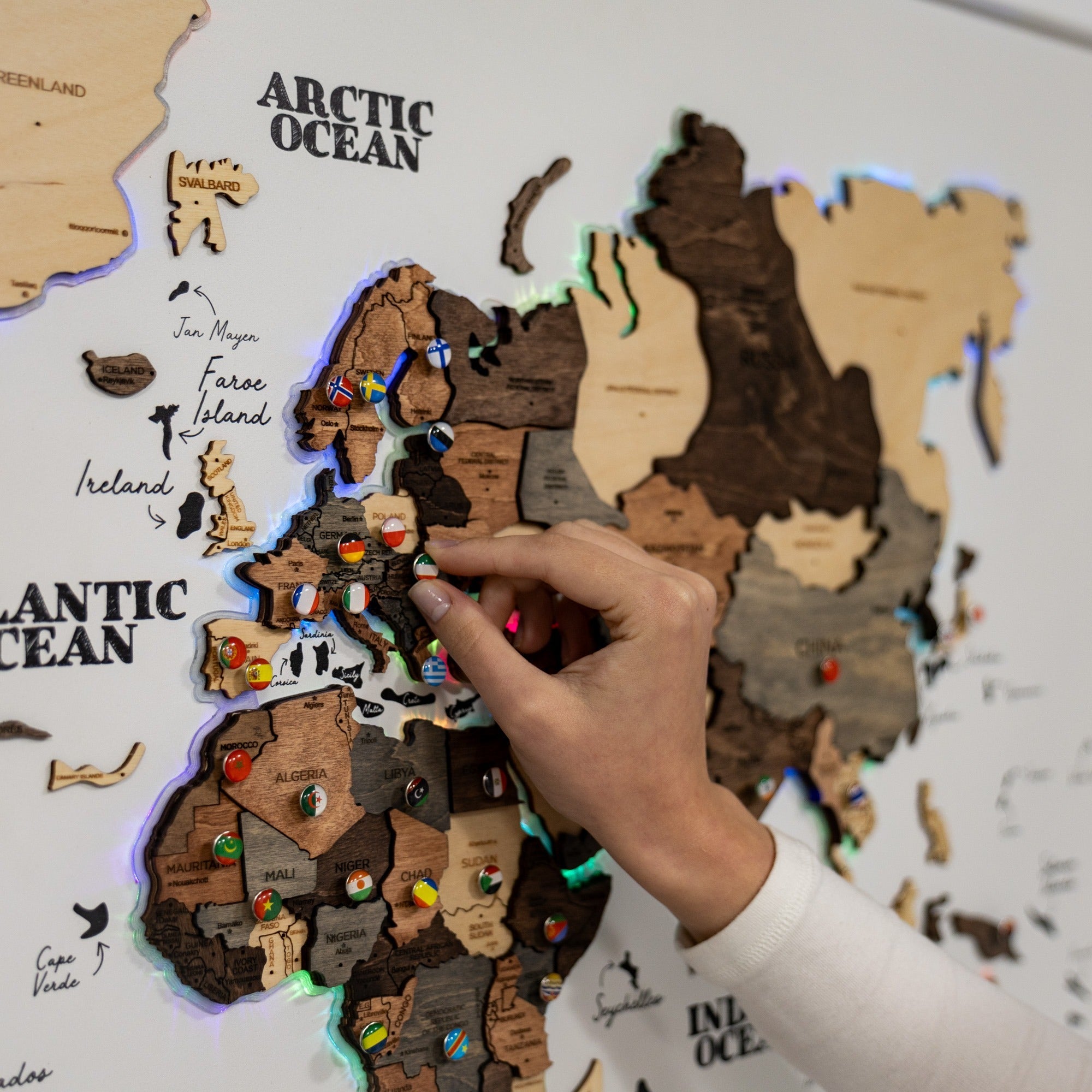 Map on Board LED 2.0 Smokey Wall Decor with Integrated Lighting