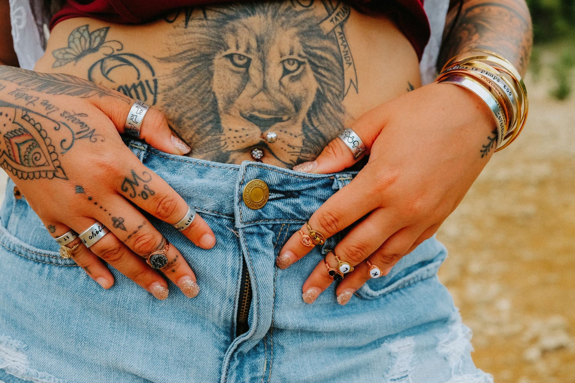 Middle Finger THIN Band Ring
