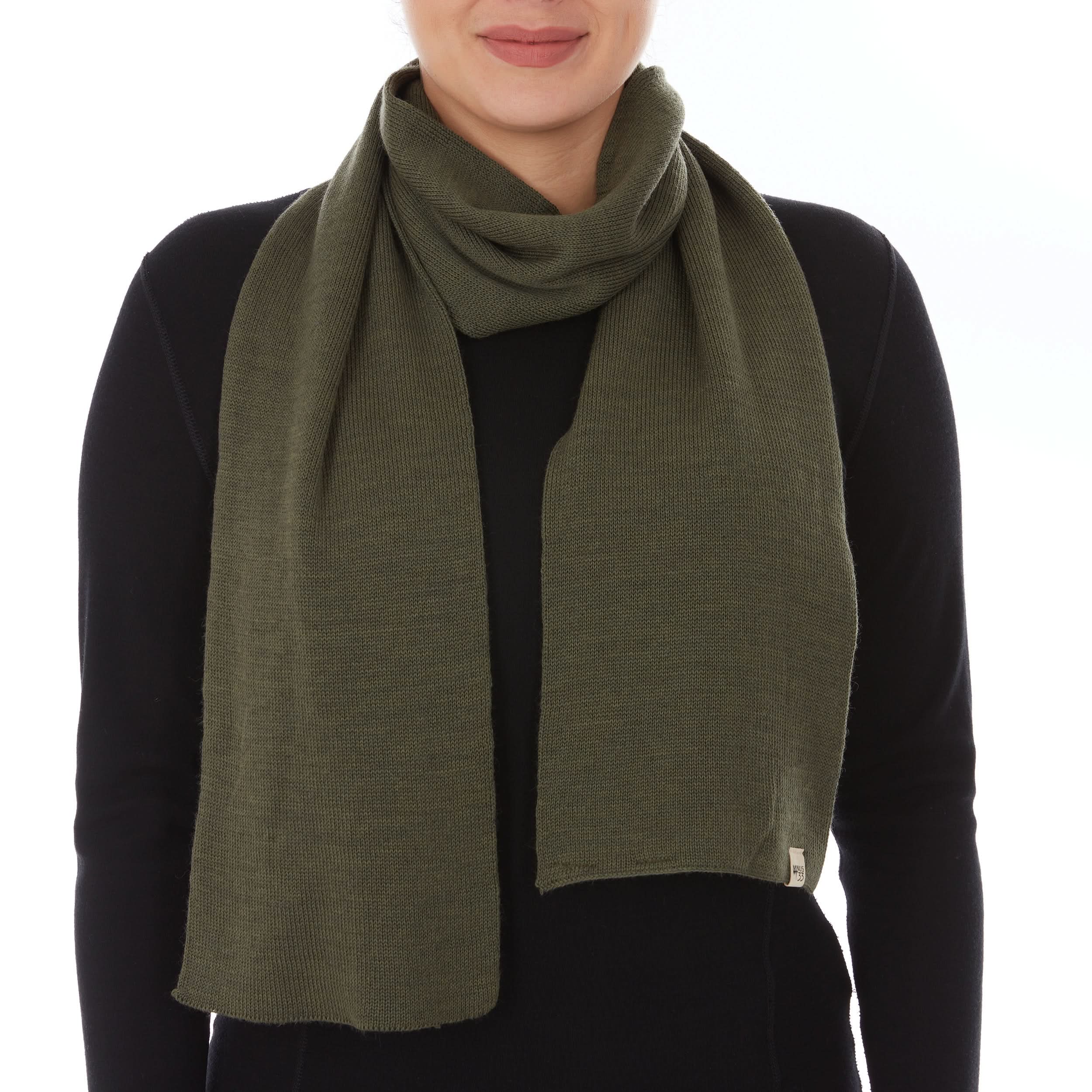 Classic 100% Merino Wool Knit Scarf for Everyday Wear