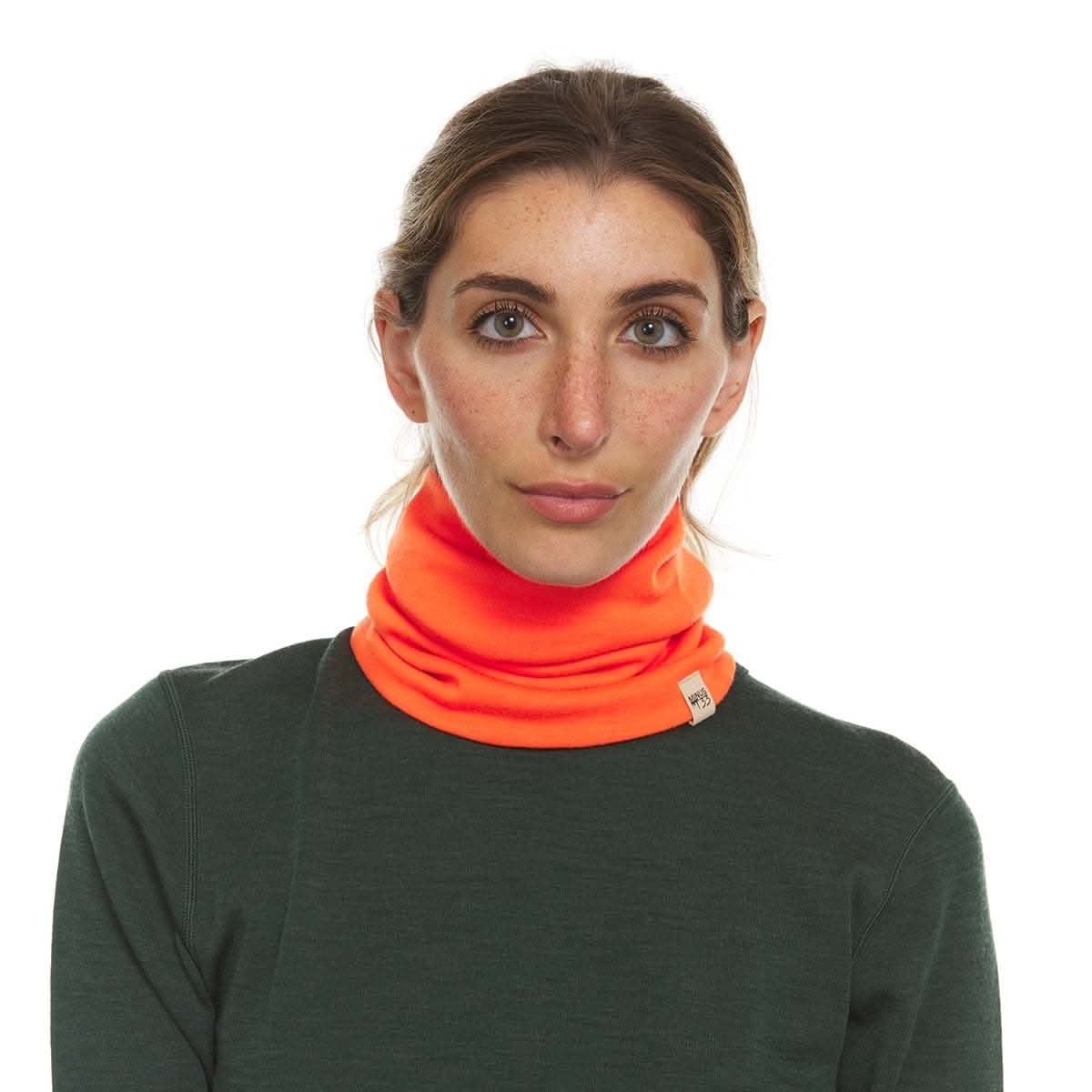 Midweight Merino Wool Neck Gaiter for Hiking and Winter Sports