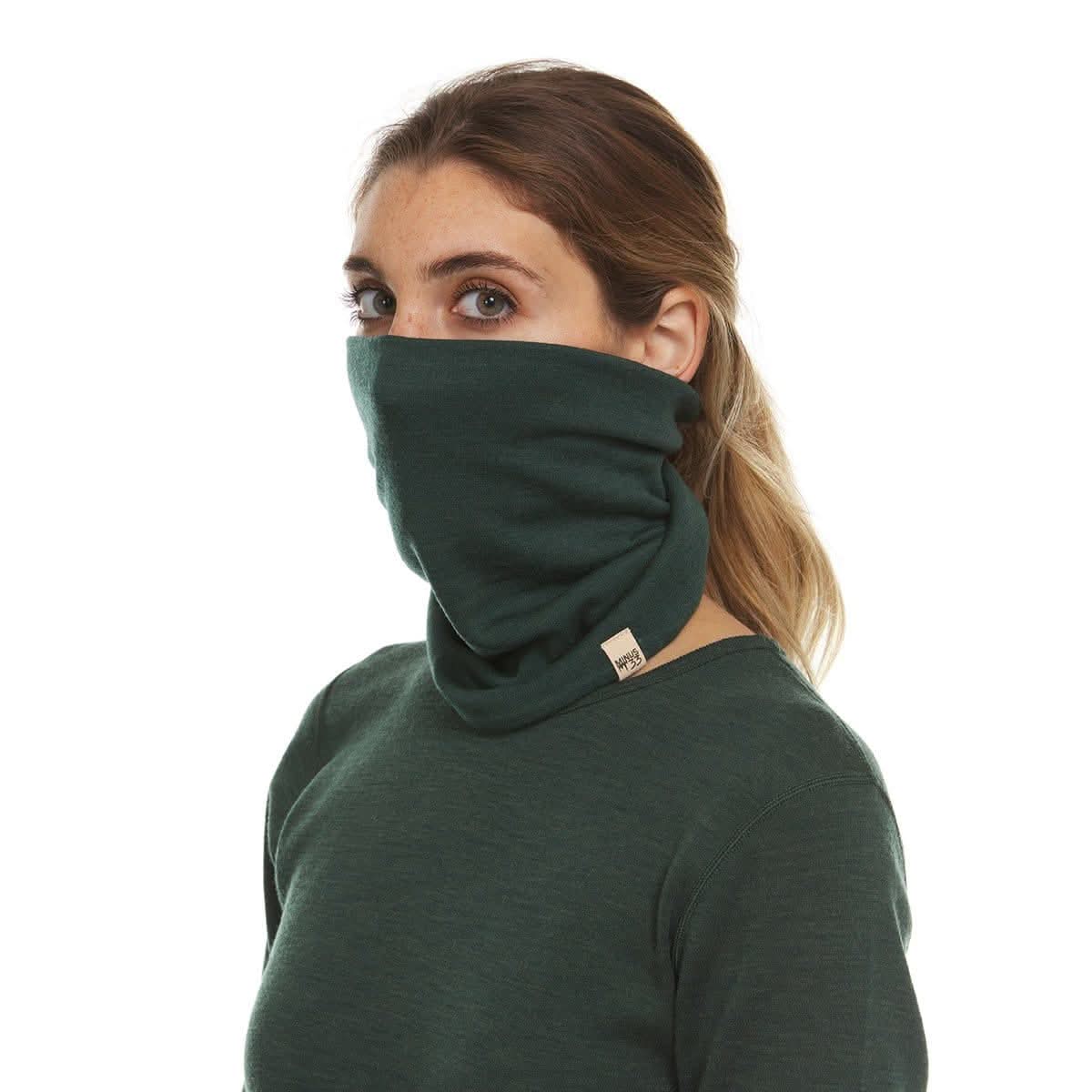 Midweight Merino Wool Neck Gaiter for Hiking and Winter Sports
