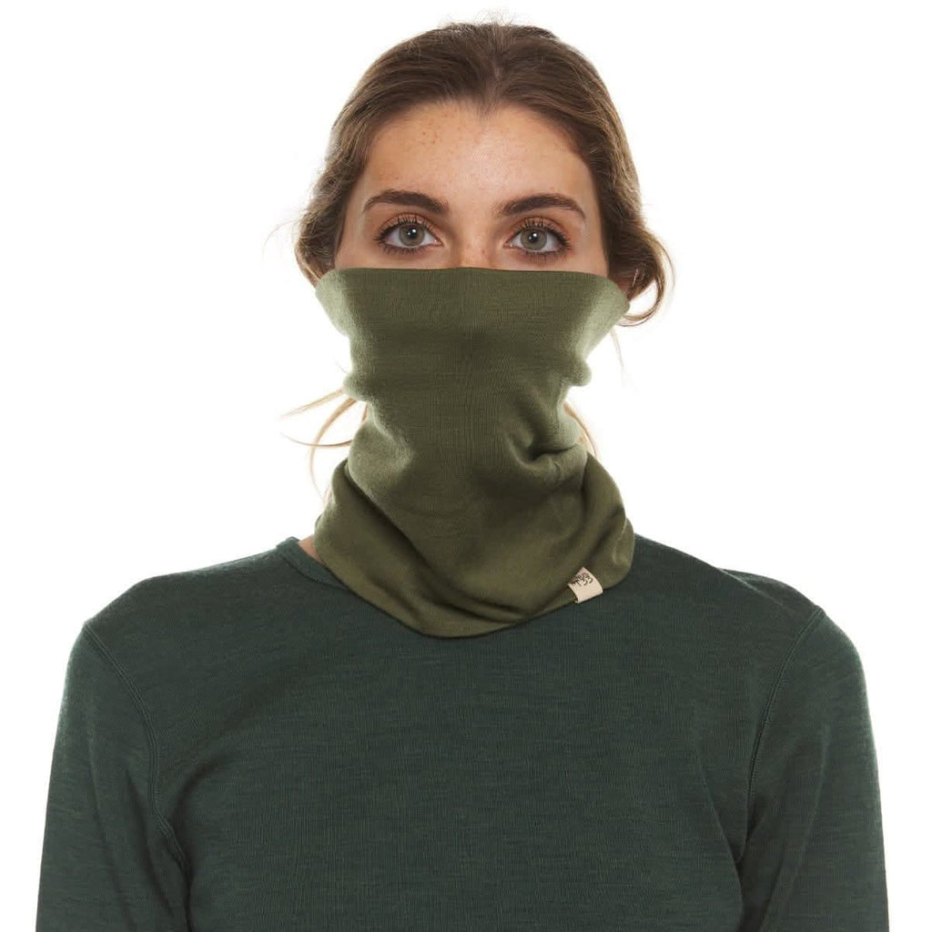 Midweight Merino Wool Neck Gaiter for Hiking and Winter Sports