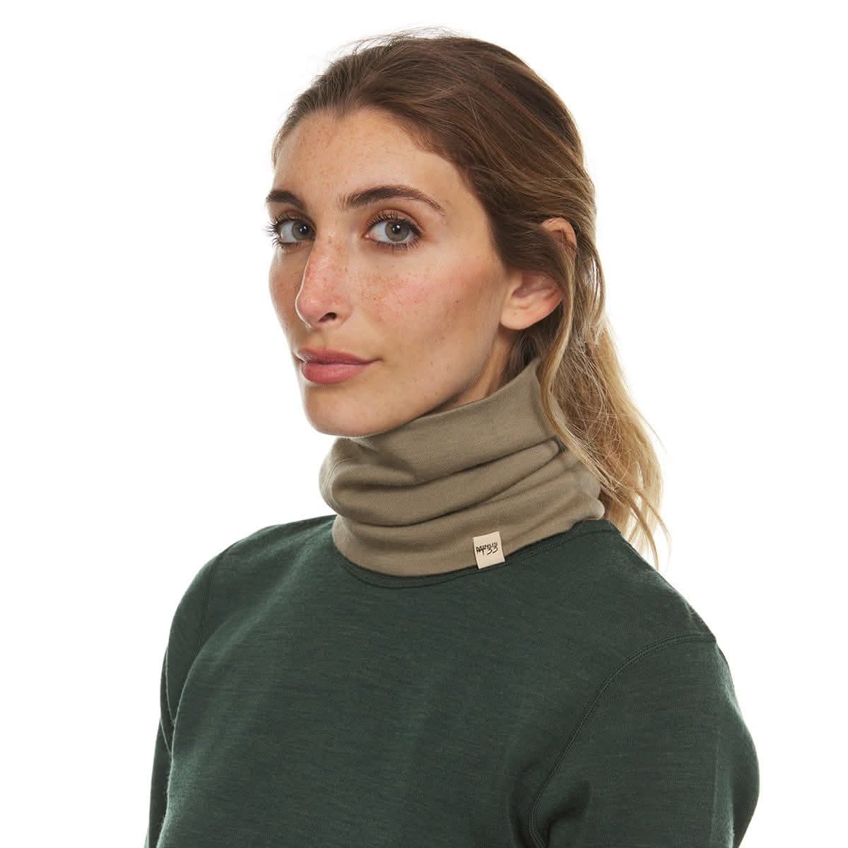 Midweight Merino Wool Neck Gaiter for Hiking and Winter Sports